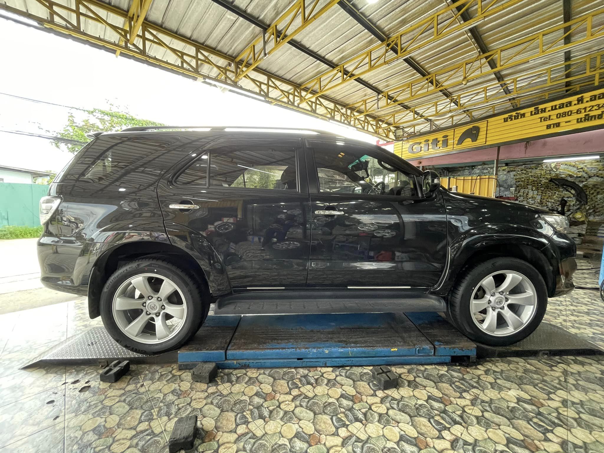 🚗#TOYOTA_FORTUNER🚘เปลี่ยนยาง 🛞#ยางจีที #ยางสปอร์ตสมรรถนะการขับขี่สูง 🛞 🛞#Giti_SportS2 265/50R20🛞