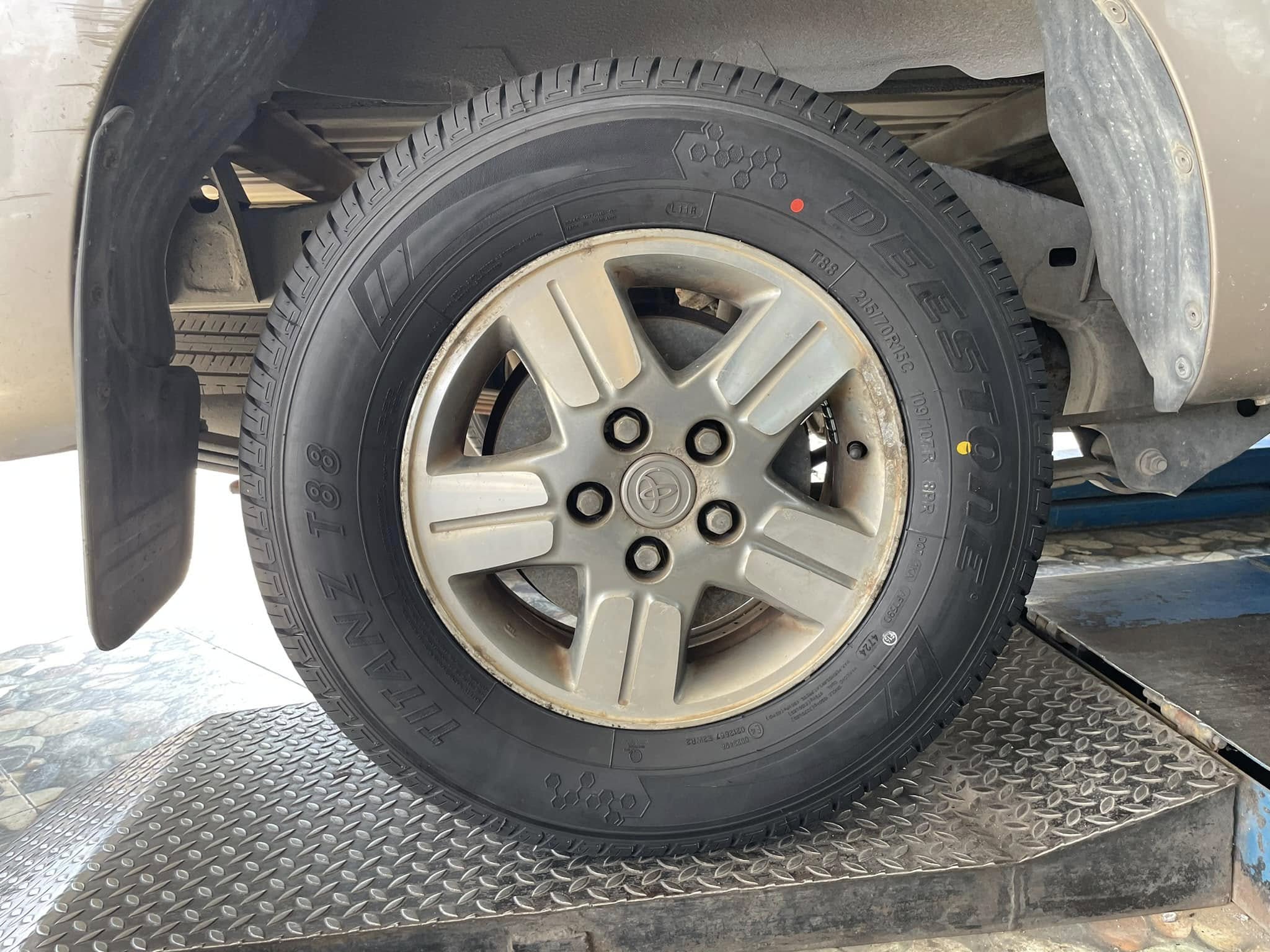 #TOYOTA_VIGO🛞เปลี่ยนยาง #DEESTONE_T88_215/70R15