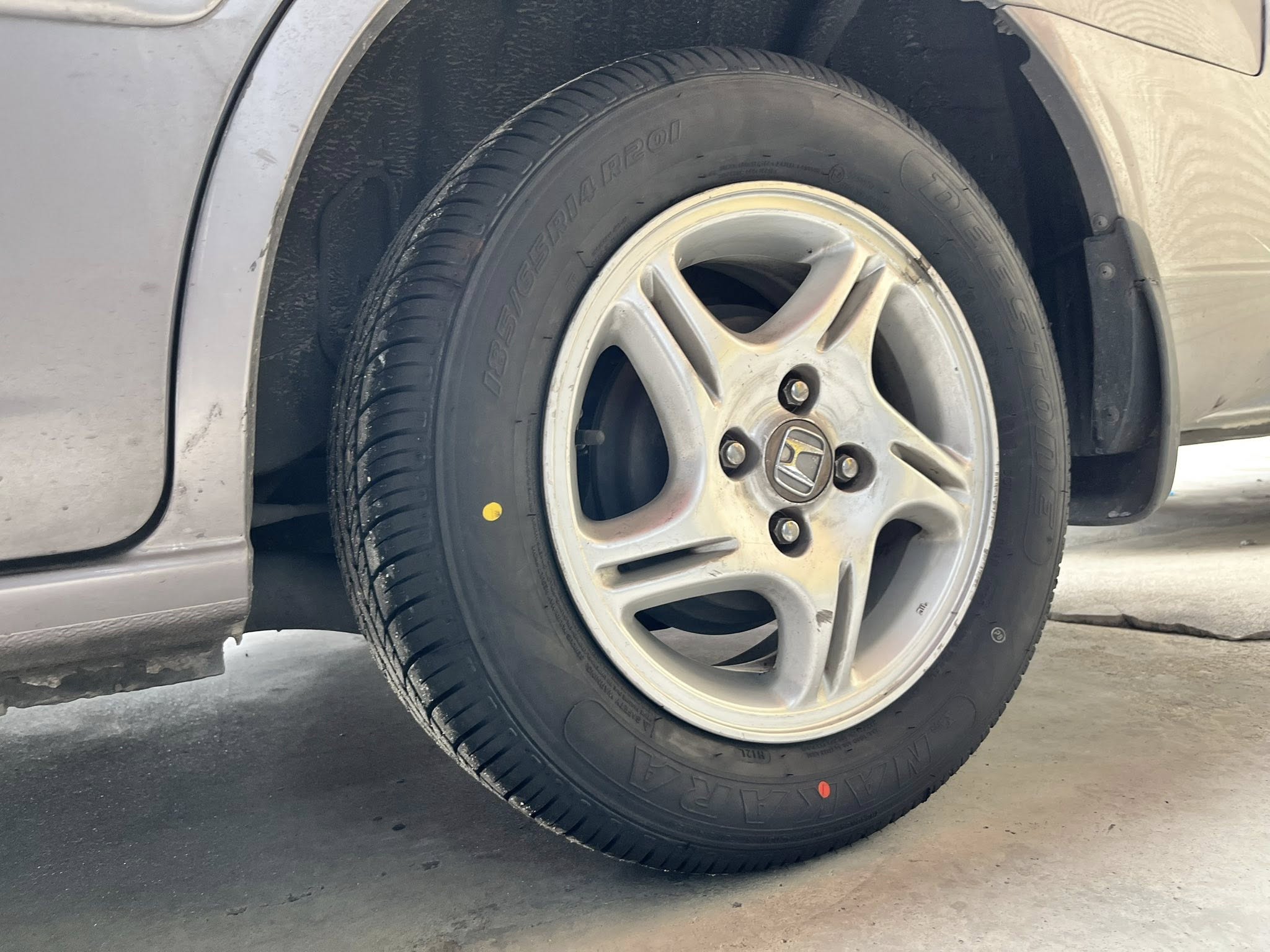 HONDA #CIVIC🚘เปลี่ยนยาง 🛞🐘#DEESTONE #NAKARA #R702 185/65R14