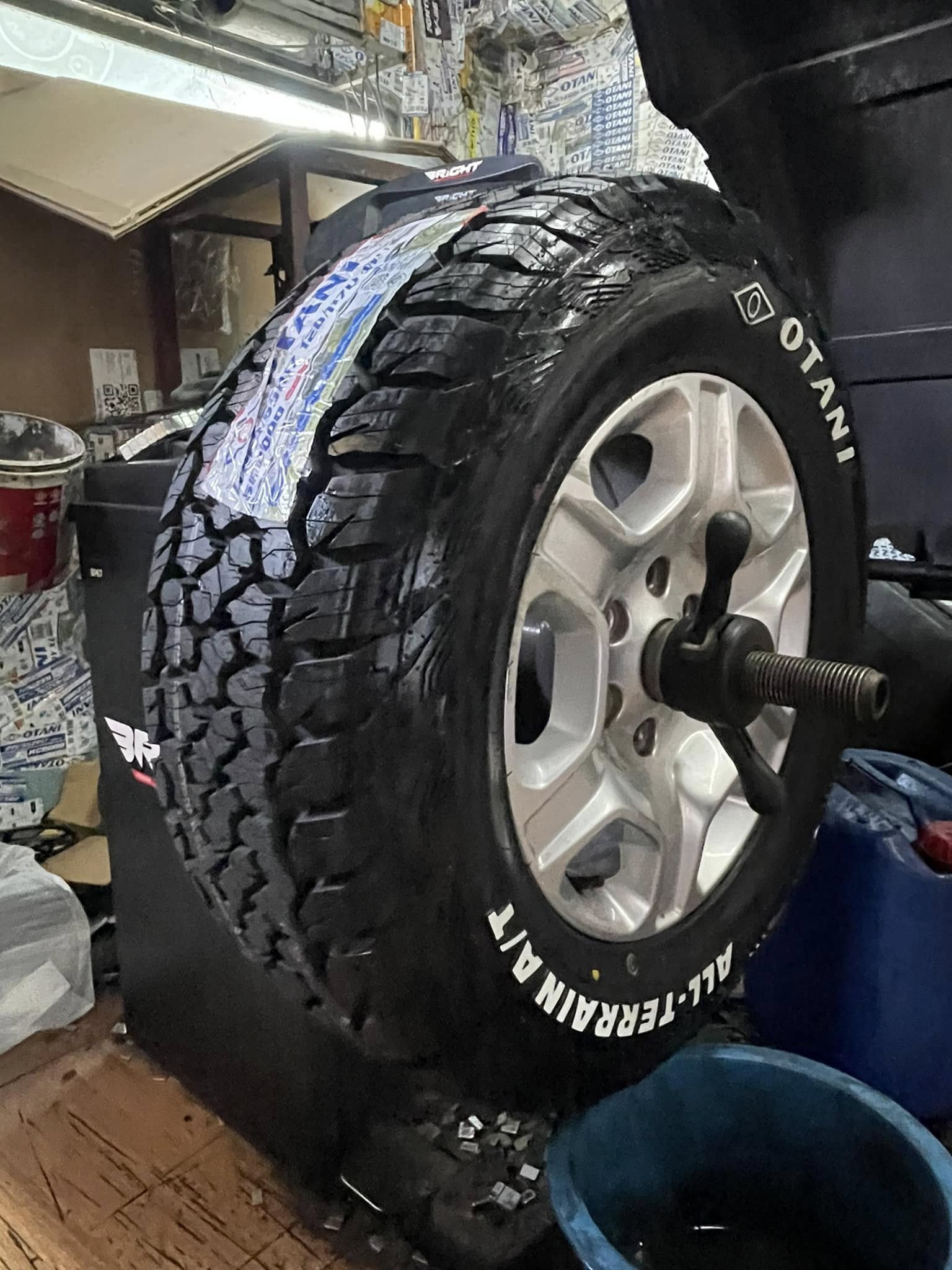 #FORD_RANGER มั่นใจคุณภาพเข้าเปลี่ยนยาง OTANI SA2000 265/65R17ยางAll-Terrian ยางสายลุย