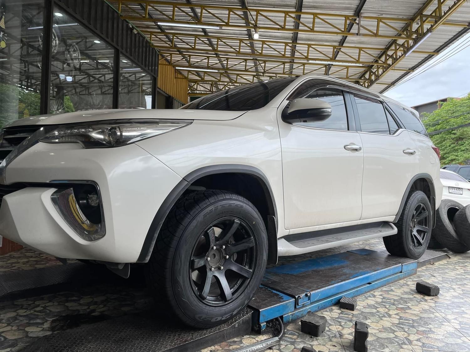 #TOYOTA_FORTUNER เปลี่ยนยาง 🛞#NITTO_NT420SD_265/60R18