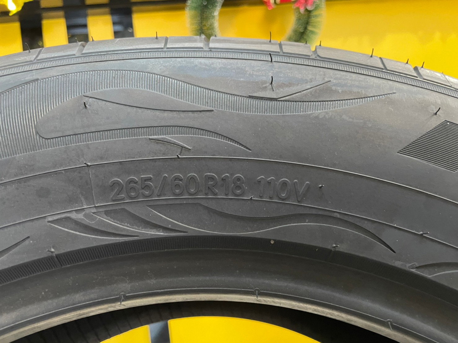 NITTO NT420SD 265/60R18 ยางใหม่2022