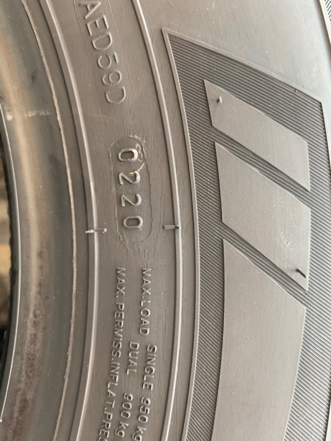 DEESTONE TITANZ T88 205/70R15 ยางใหม่ปี2020