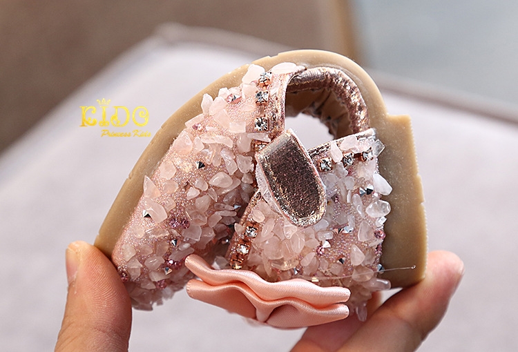 รองเท้าออกงานเด็ก(หน้าร้านอยู่รัชดา ลองได้)H138 สีชมพู