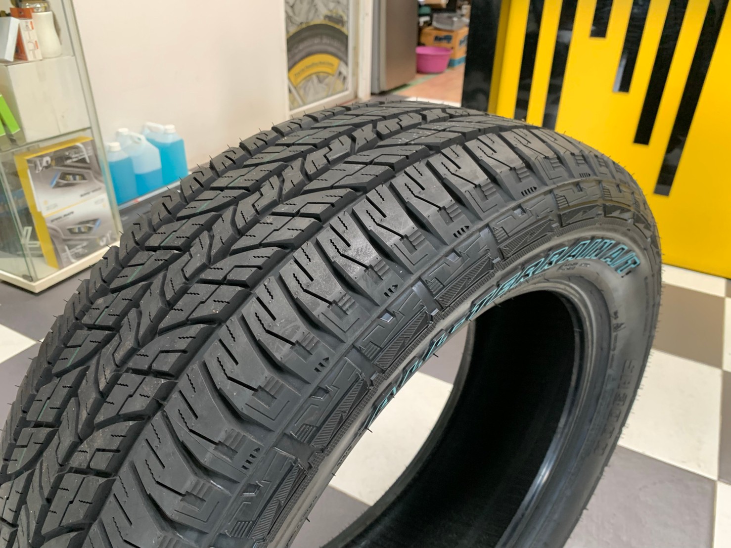 ยางโอตานิ OTANI SA3000 265/75R16 ยางใหม่ปี2021 ราคาพิเศษพร้อมติดตั้งฟรี สามารถสอบถามเพิ่มเติมได้ค่ะ