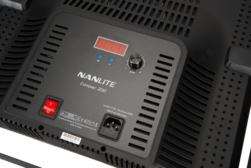 Nanlite Compac 200