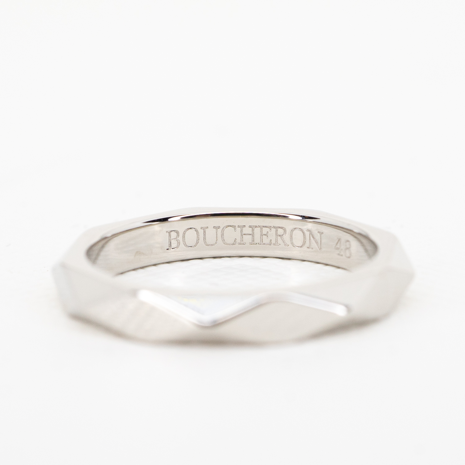 แหวน Boucheron Facette Band Platinum950 ไซส์ 48# (Used) +กล่องและการ์ด