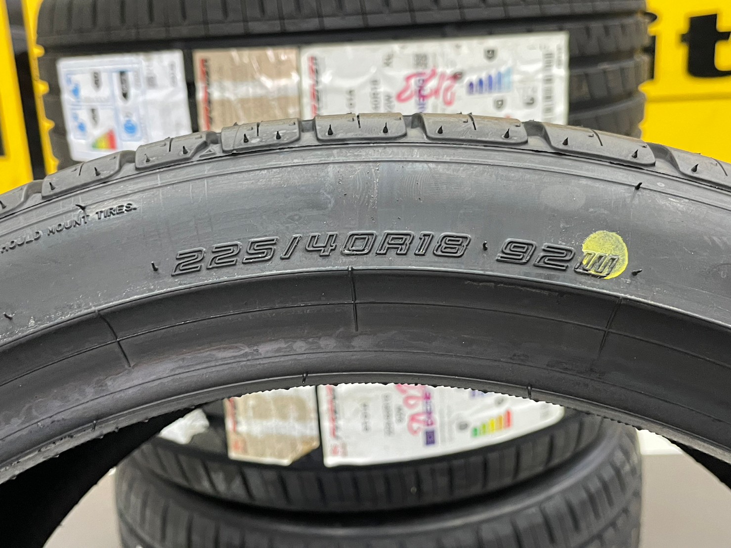 ยางใหม่FIRENZA ST01A 225/40R18 ยางใหม่ปี2023 (4 เส้น)🔥🔥PROMOTION🔥🔥