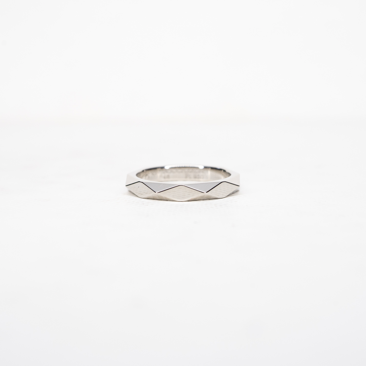 แหวน Boucheron Facette Band Platinum950 ไซส์ 48# (Used)+กล่องและการ์ด2020