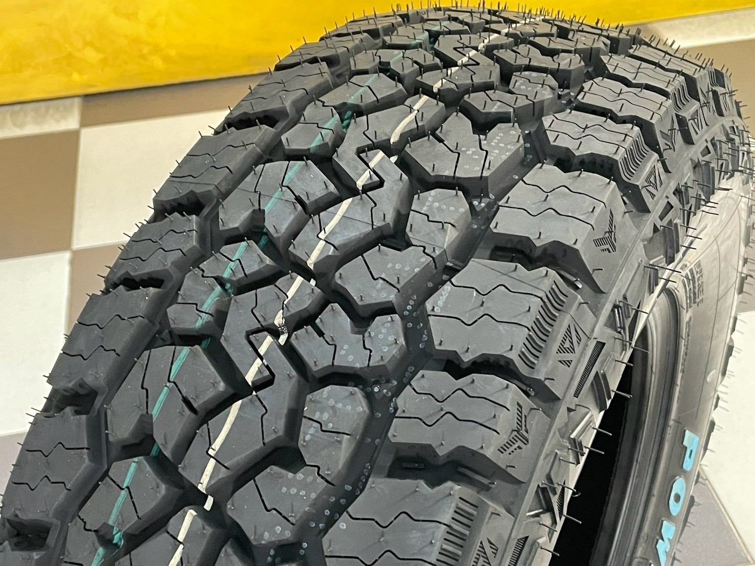 ยางดีสโตน DEESTONE Power Cruz AT412 265/70R16 ยางใหม่ปี2025
