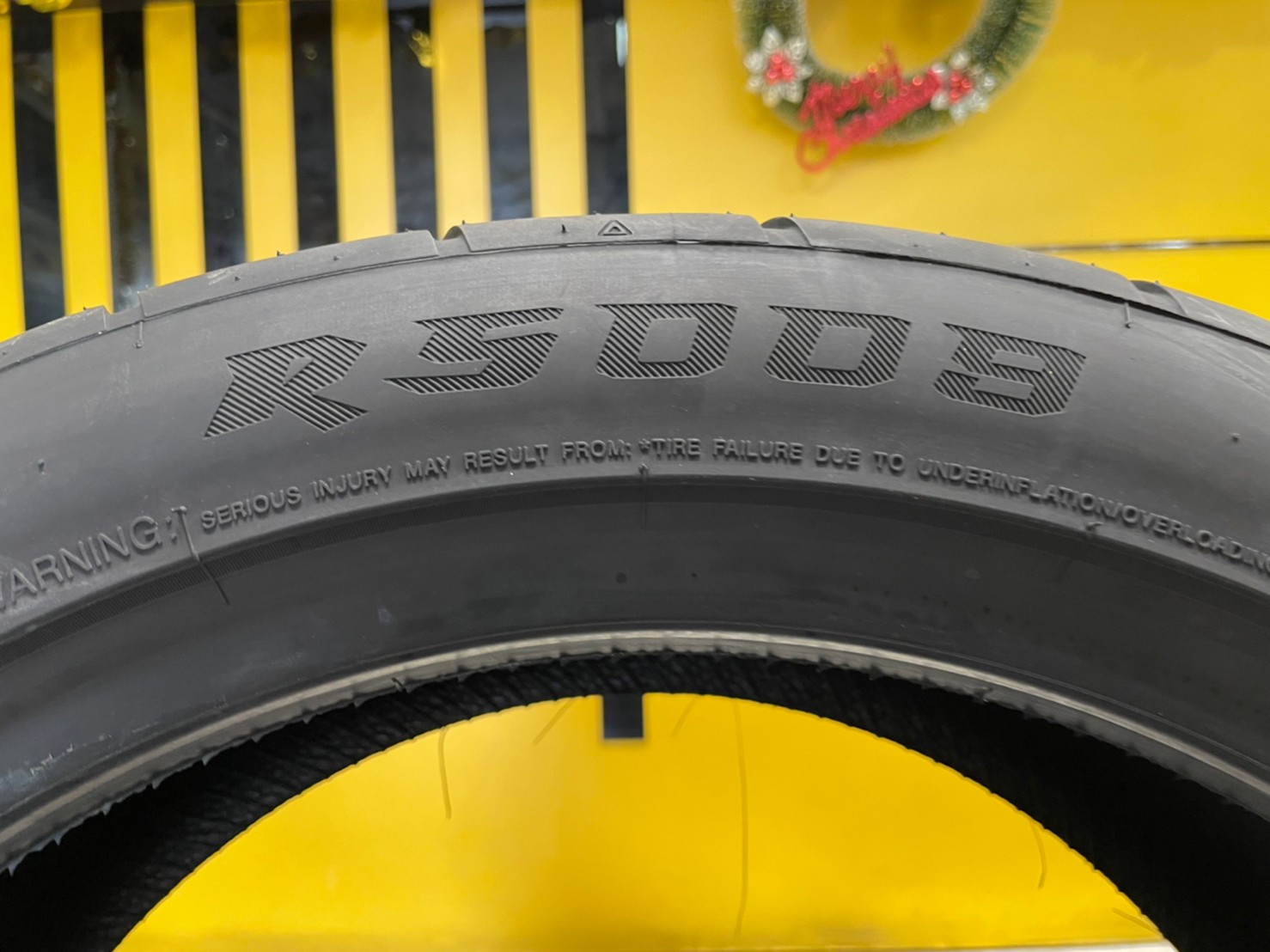 ยางสปอร์ตลายซิ่ง คุณภาพดี Lansail RS009 215/45R17ยางใหม่ปี2023