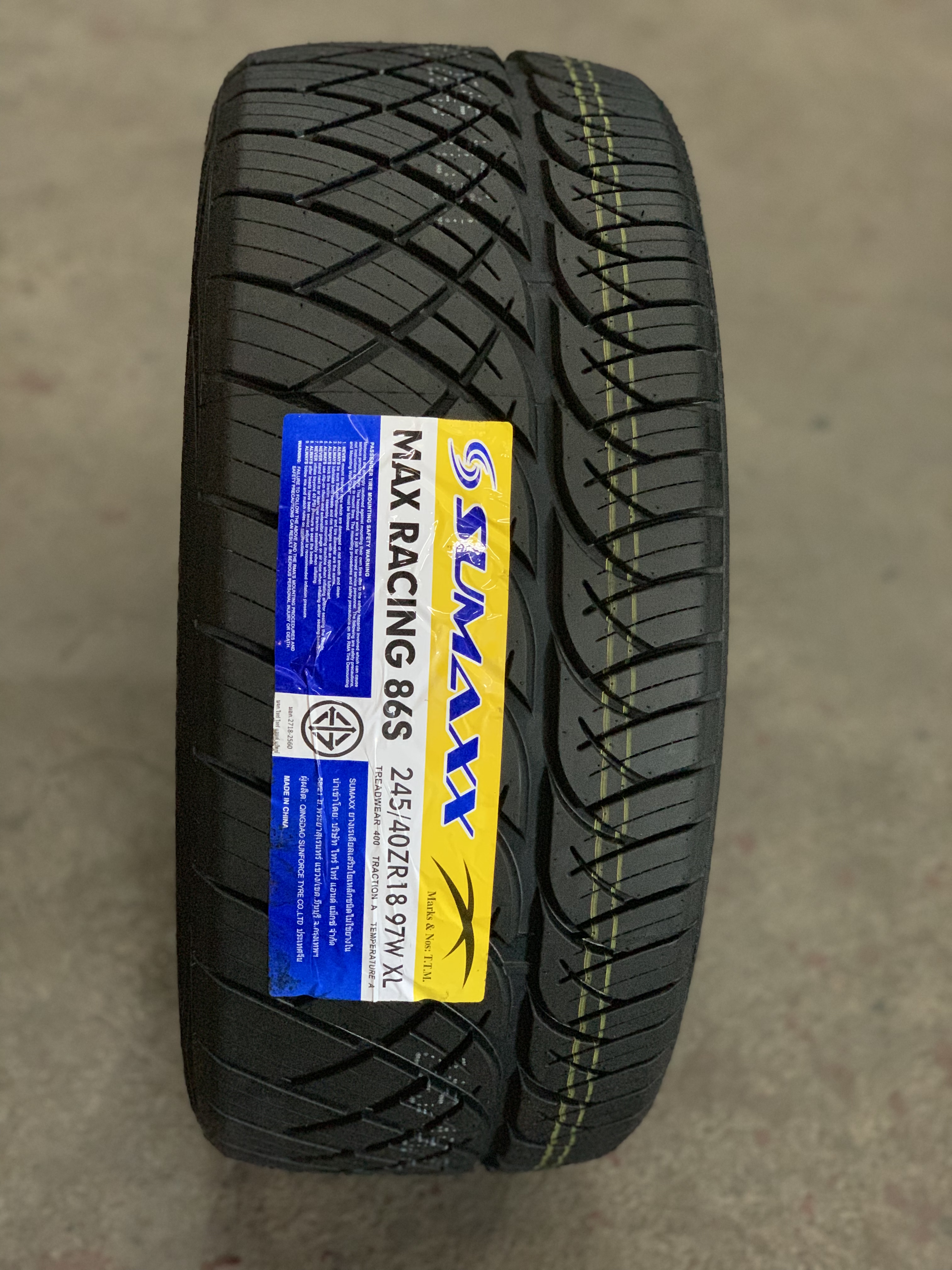 ยางใหม่ลายซิ่ง Sumaxx 245/40R18