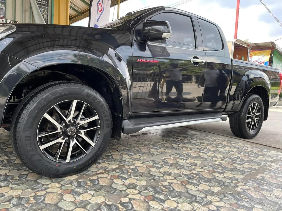 ISUZU_D-MAX 🚘 🐘#GOODYEAR_WRANGLER_TERRITORY HT 265/60R18