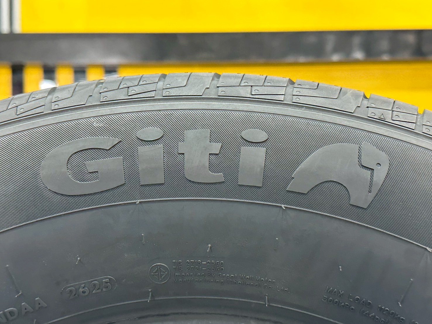 Giti รุ่น Xross HT71 265/65R17 ยางใหม่ปี2025