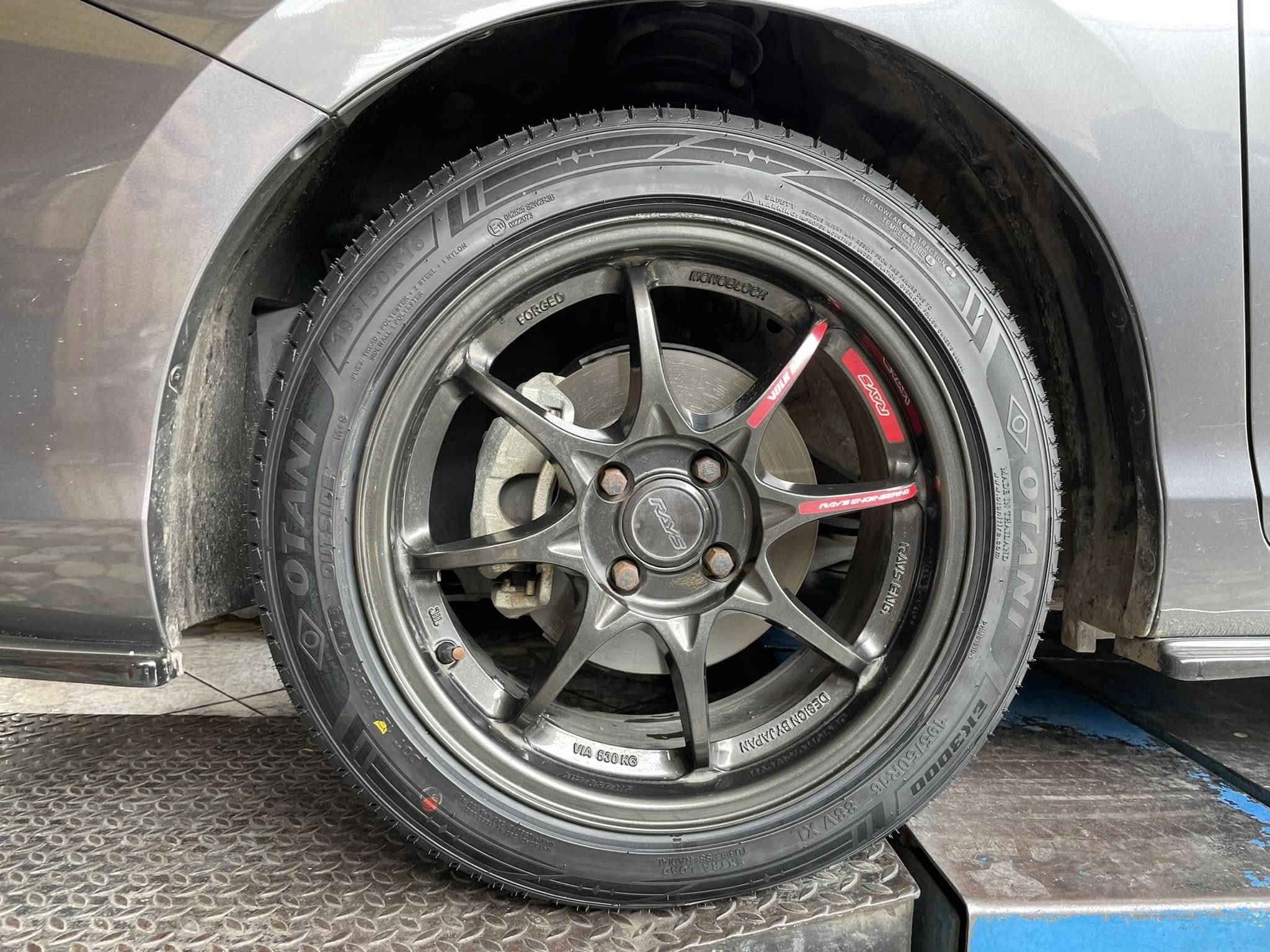 🚘 #HONDA_CITY🛞 เปลี่ยนยาง #OTANI #EK3000 195/50R16 #บริการตั้งศูนย์ล้อ🛞