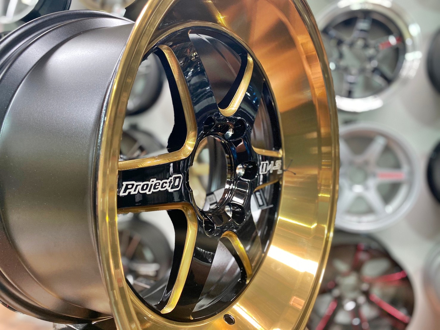ล้อแม็กใหม่แท้LENSO PROJECT D D1SL ขอบ 18 6รู139 สีดำขอบไดร์ทอง อ๊อฟลึกสุดจริง พร้อมติดตั้งฟรี