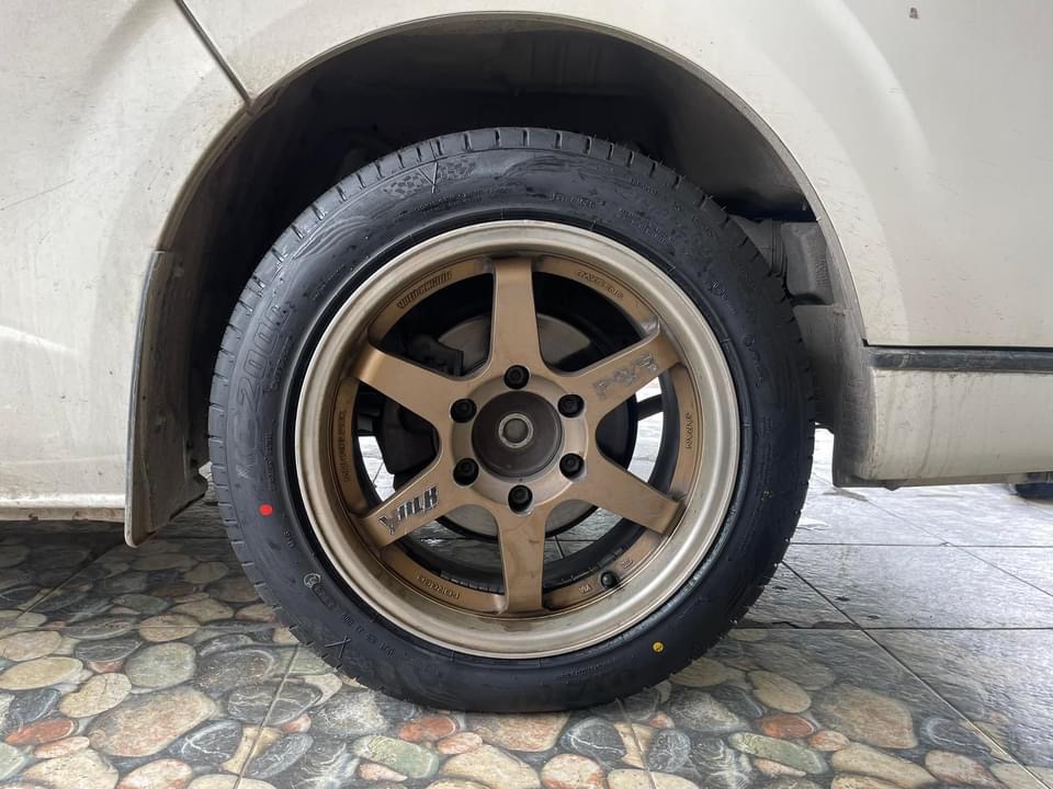 เปลี่ยนยาง TOYOTA_COMMUTER #OTANI #KC2000 215/55R17🔥 🔥🔥