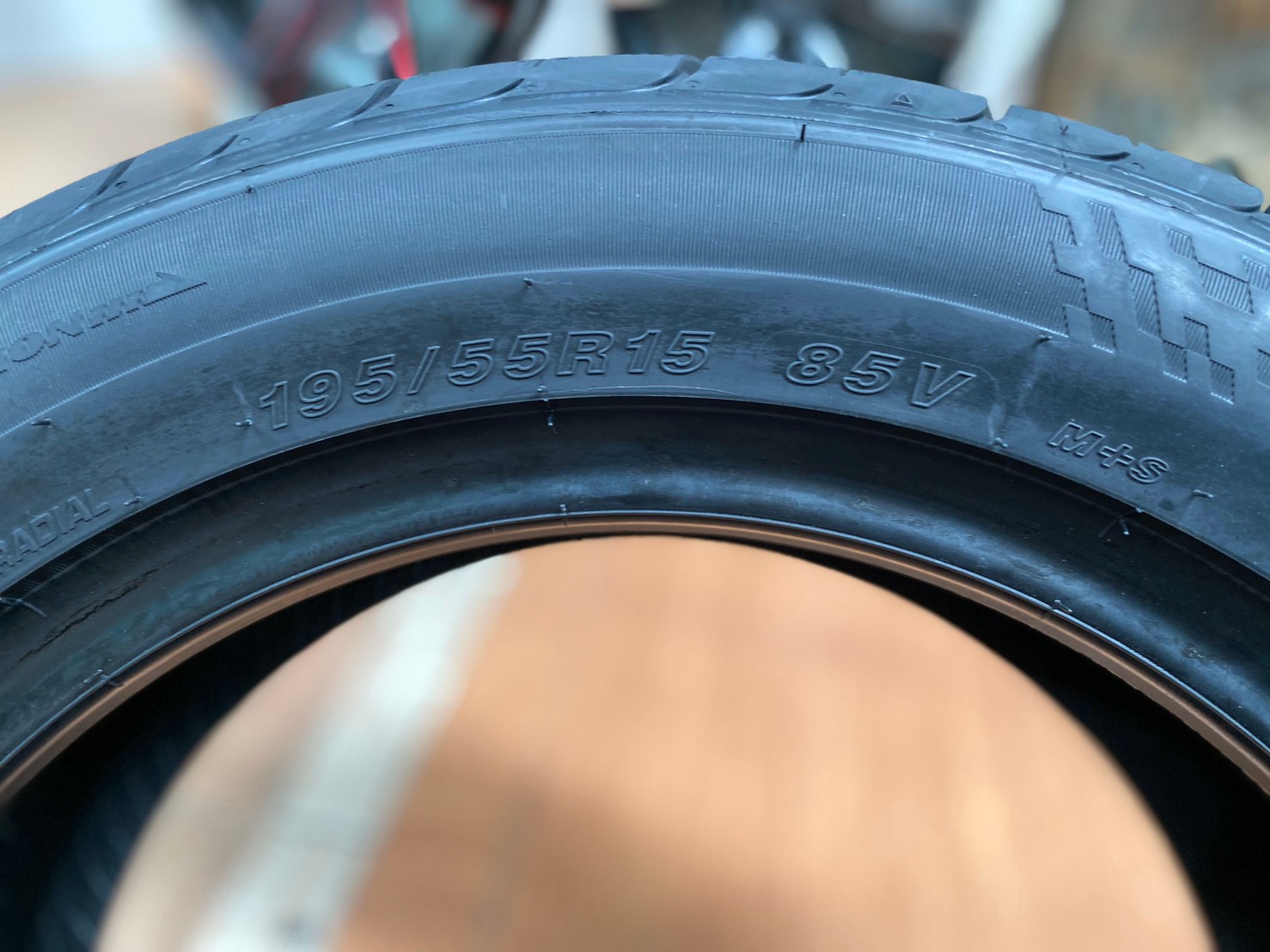 ยางใหม่ Goodride SA57 195/55R15 ยางปี2020 พร้อมติดตั้งฟรี