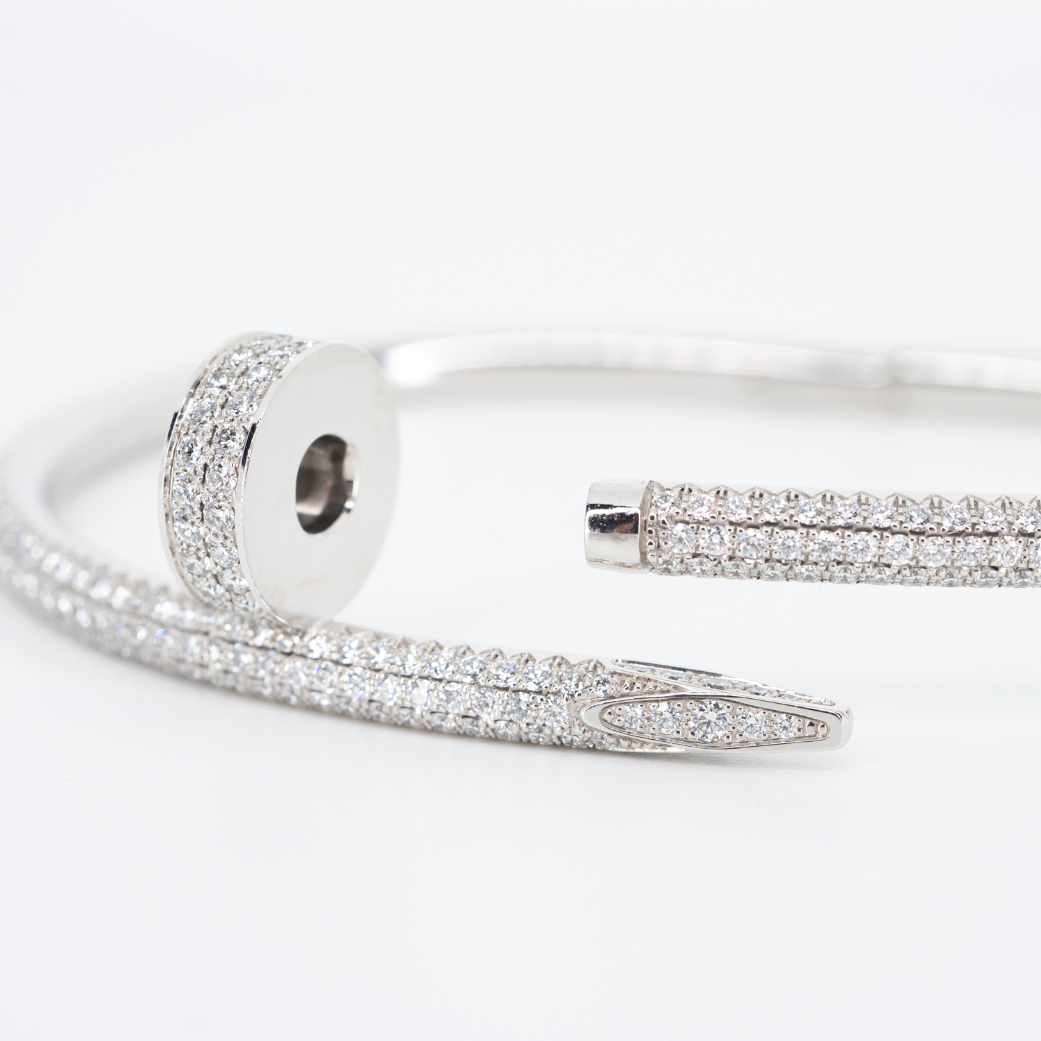 **Sold** แหวน Cartier Juste Un Clou Bracelet with Pave Diamond ทองขาว18K ไซส์ 16# (Used) +กล่องและการ์ดไทย2022