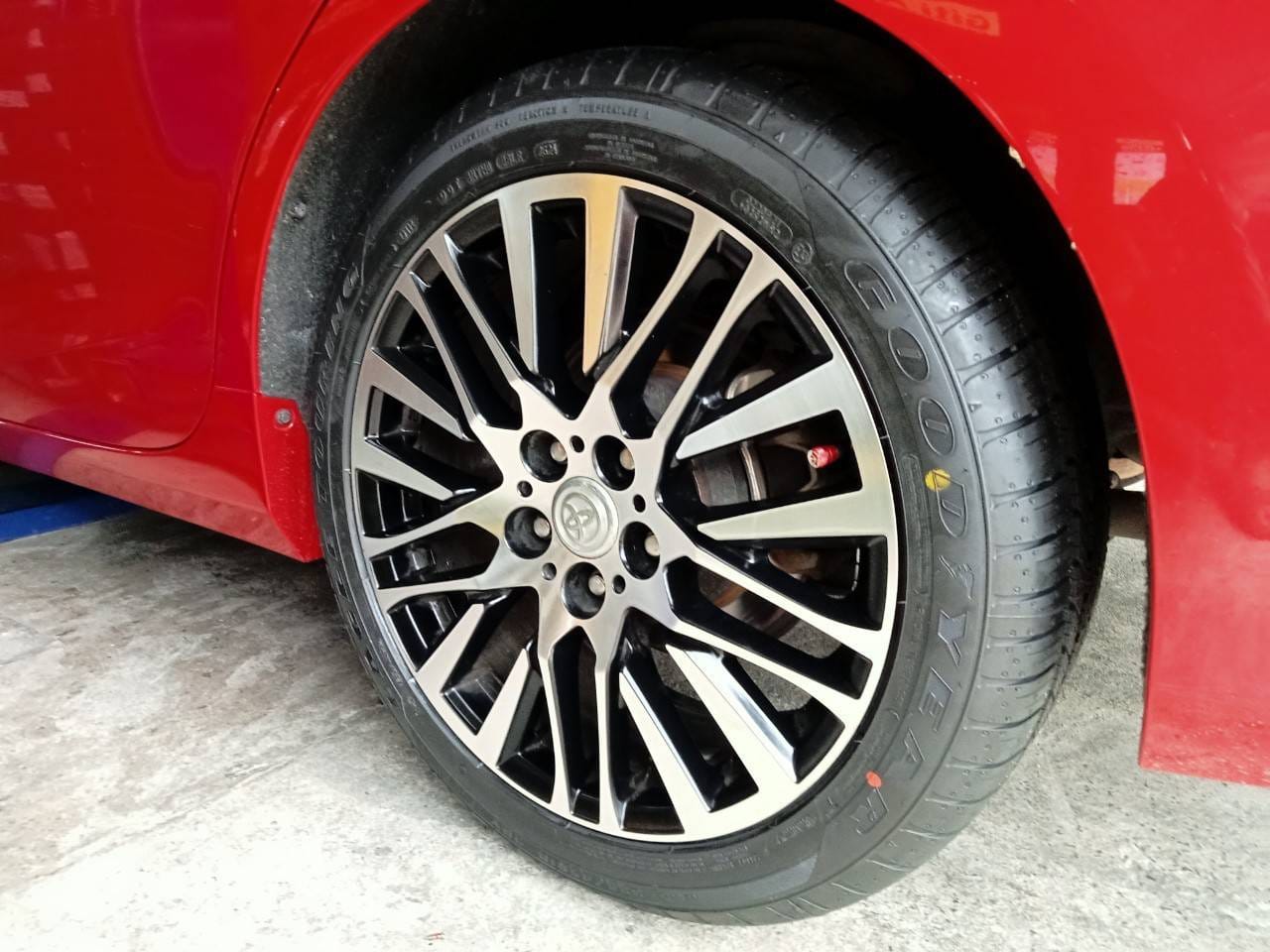 🚘#TOYOTA_CAMRY เปลี่ยนยาง🛞 #GOODYEAR_EagleTouring_235/45R18