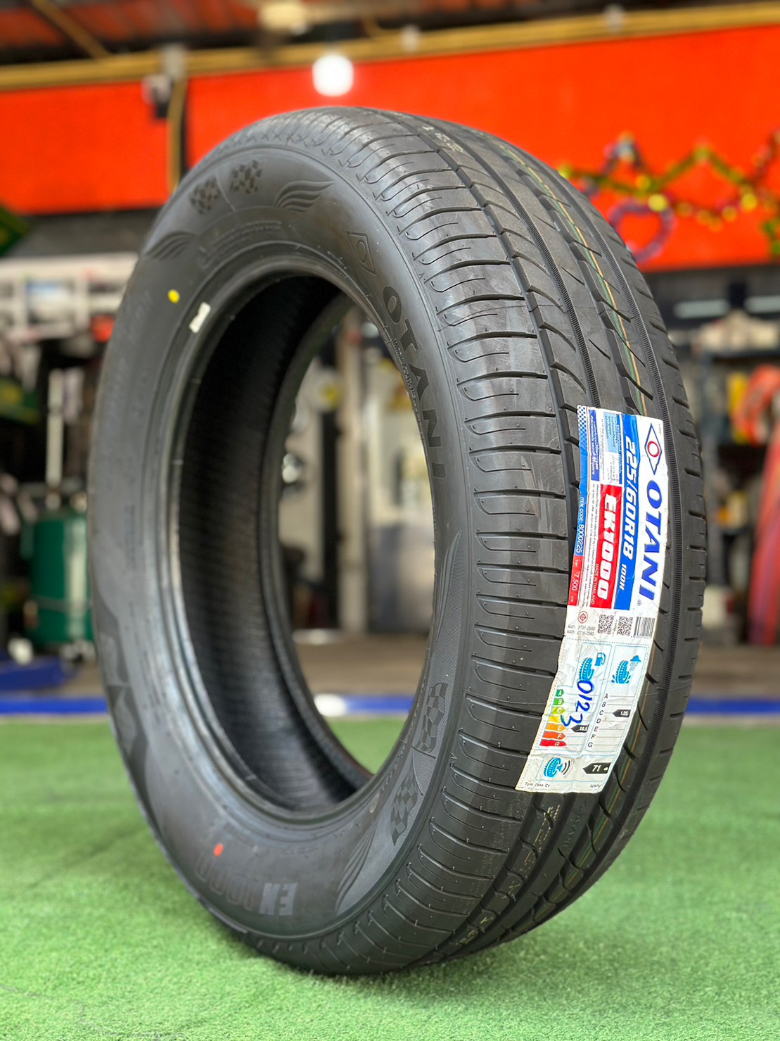 OTANI EK1000 225/60R18 ยางใหม่ปี2023 ราคาพิเศษพร้อมติดตั้งฟรี สามารถสอบถามเพิ่มเติมได้ค่ะ