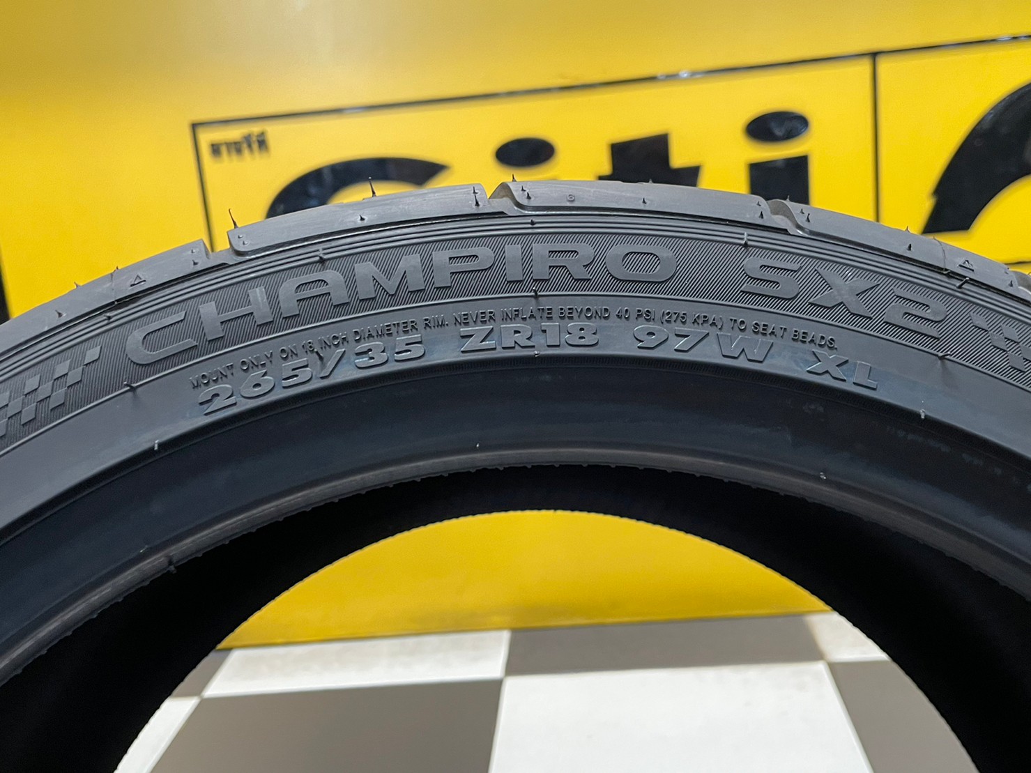 ยาง GT RADIAL CHAMPIRO SX2 265/35R18 ยางใหม่ปี2023