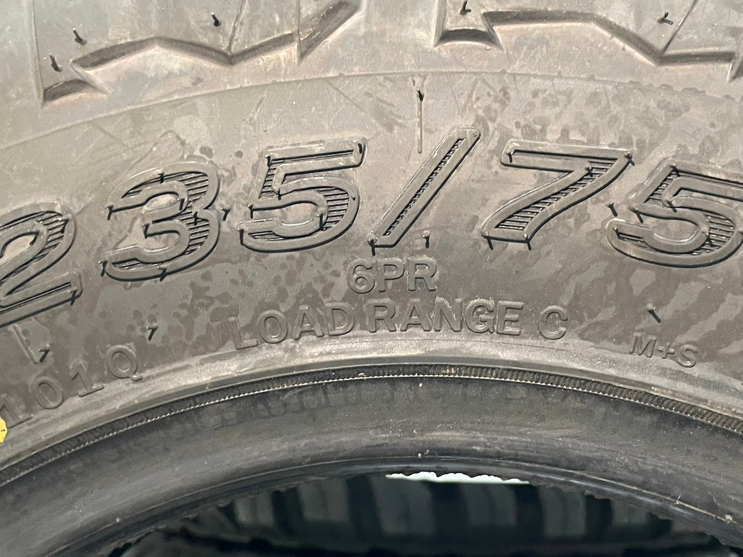 235/75R15 LINGLONG CROSSWIND MT ยางสายลุย สายพันธุ์แกร่งคุณภาพสุดคุ้ม ราคาพิเศษ (4เส้น)