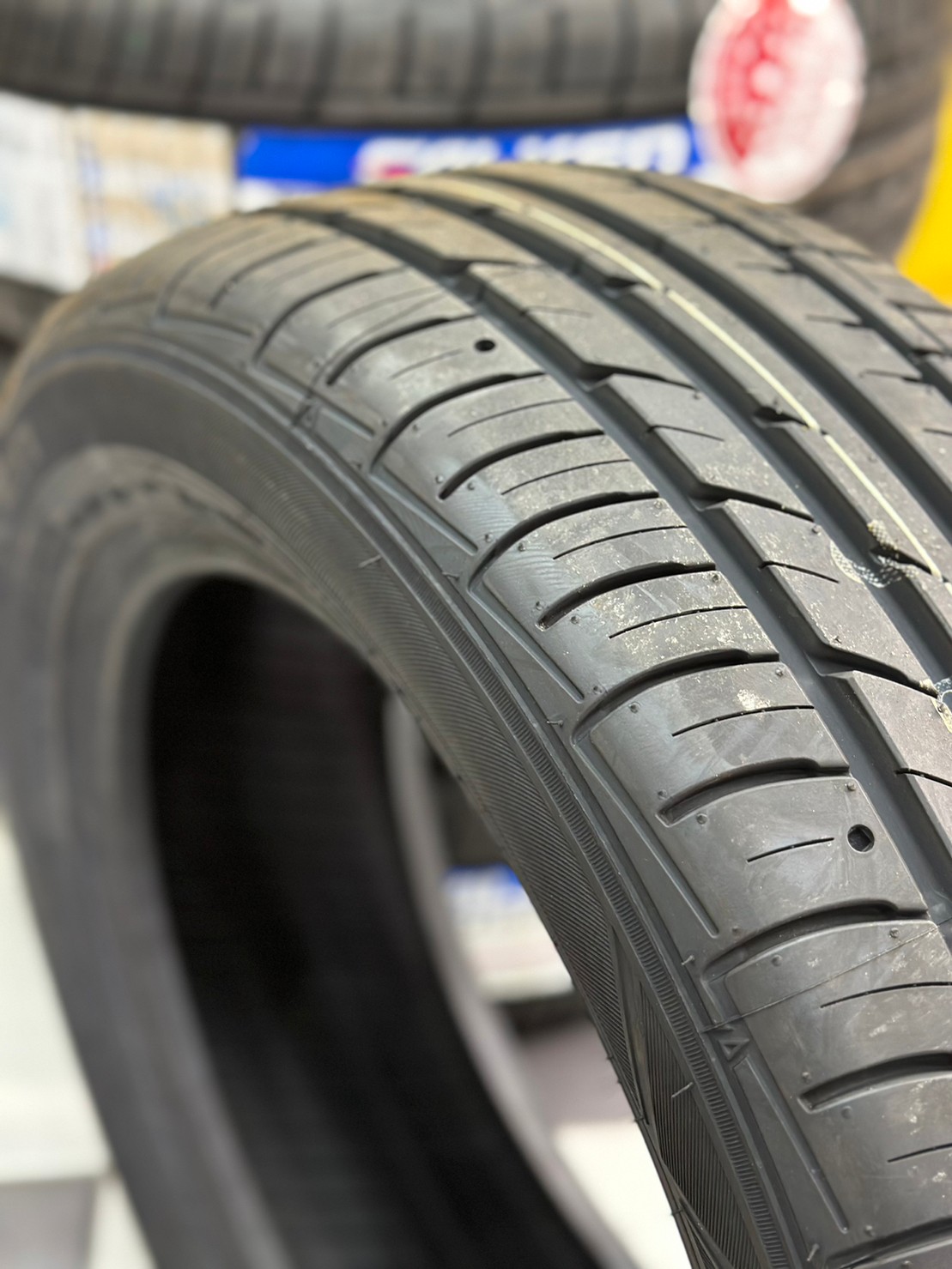 ยางใหม่ Falken ZE914 205/55R16 ยางใหม่ปี2023
