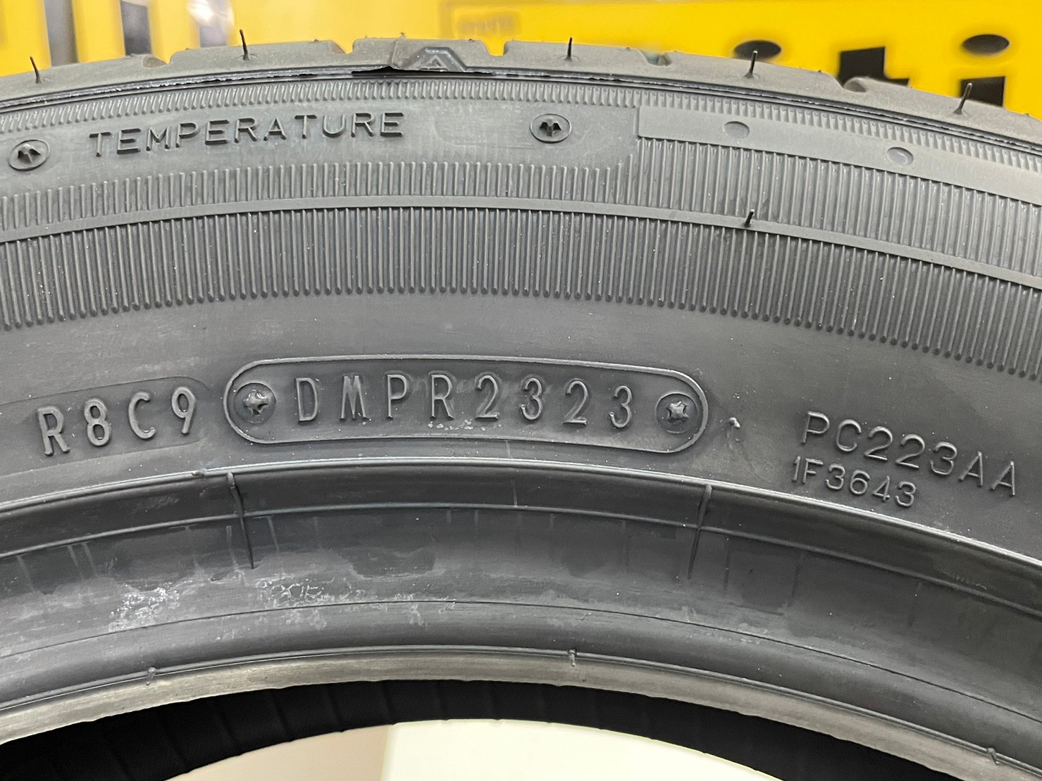 ยางใหม่ดันลอป DUNLOP SP SPORT FM800 215/55R18 ยางใหม่ปี2023