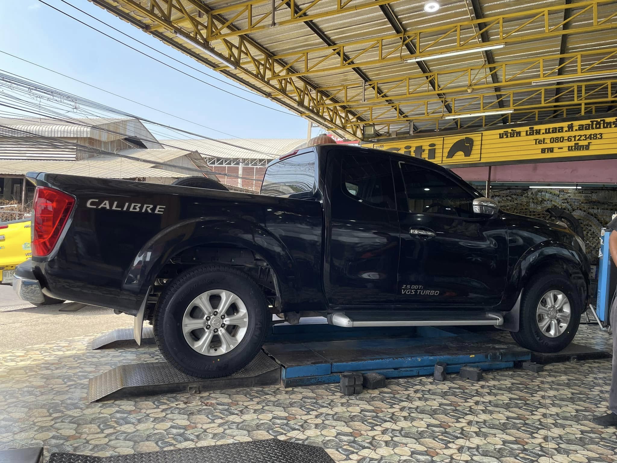 🚘 #NISSAN_NAVARA🛞 #เปลี่ยนยาง #OTANI #SA1000 265/70R16 #บริการตั้งศูนย์ล้อ🛞