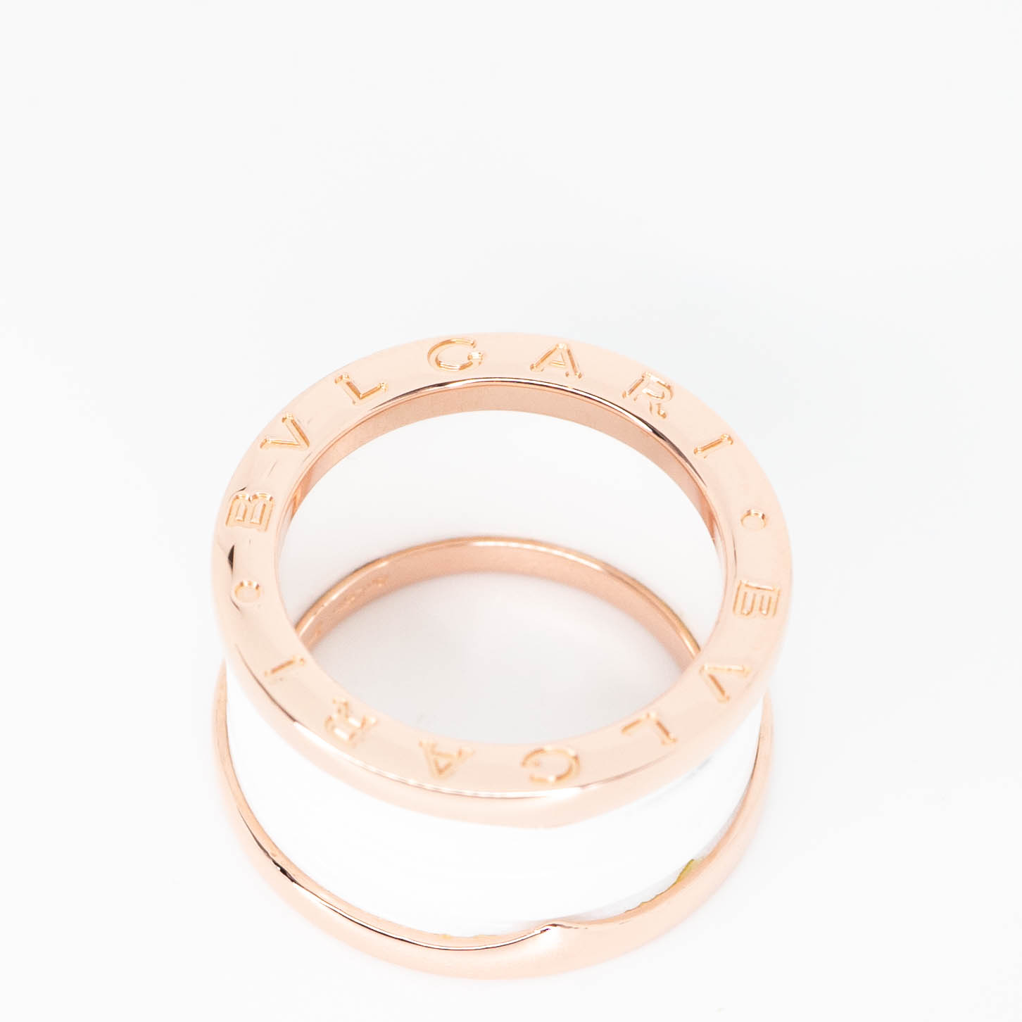 ** Hold k.pitchyy ** แหวน Bvlgari B.zero1 4band white ceramic ทองชมพู18K ไซส์ 50# (Used)