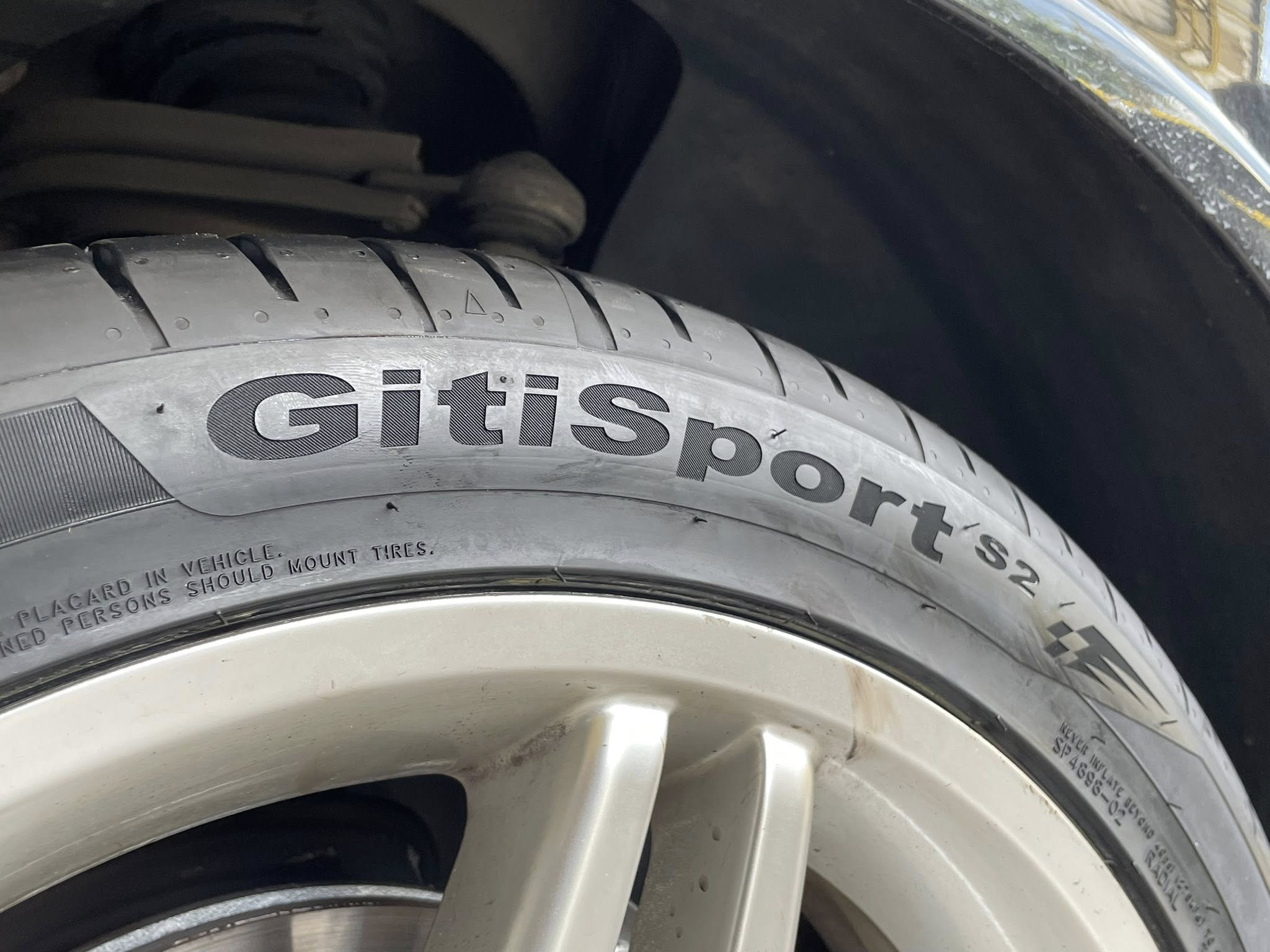 MercedesBenz #W211🛞 #Giti #SportS2 245/40R18 265/35R18