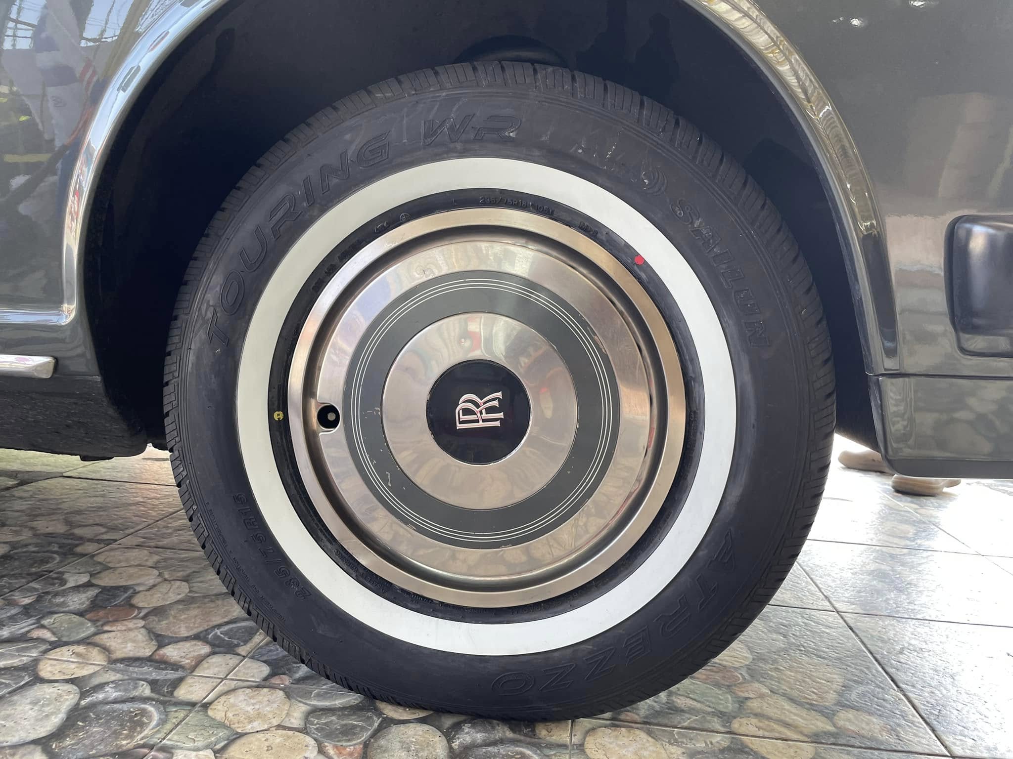 🚘 #ROLLS_ROYCE_SILVER_SPUR 🛞 #SAILUN_ยางขอบขาว 235/75R15