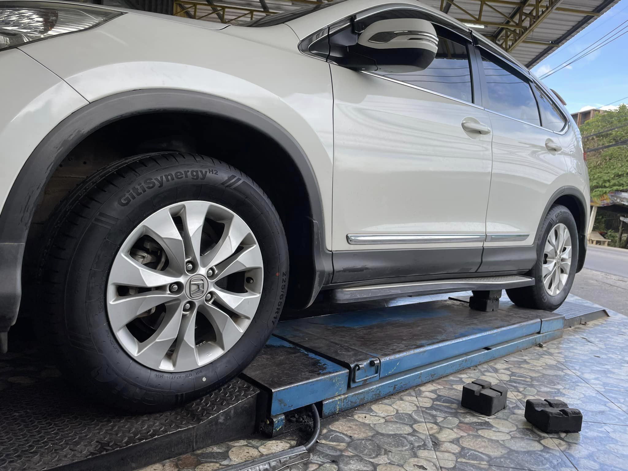 HONDA CRV เปลี่ยนยาง GITI SYNERGYH 2 225/65R17