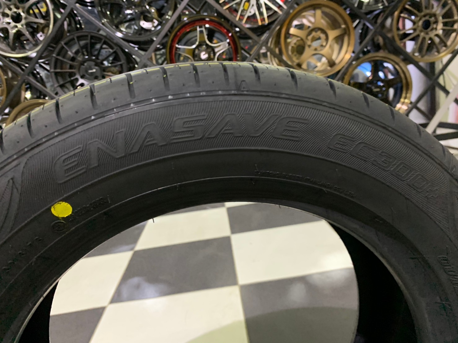 DUNLOP ENASAVE EC300+ 185/60R15 ยางใหม่ปี2021