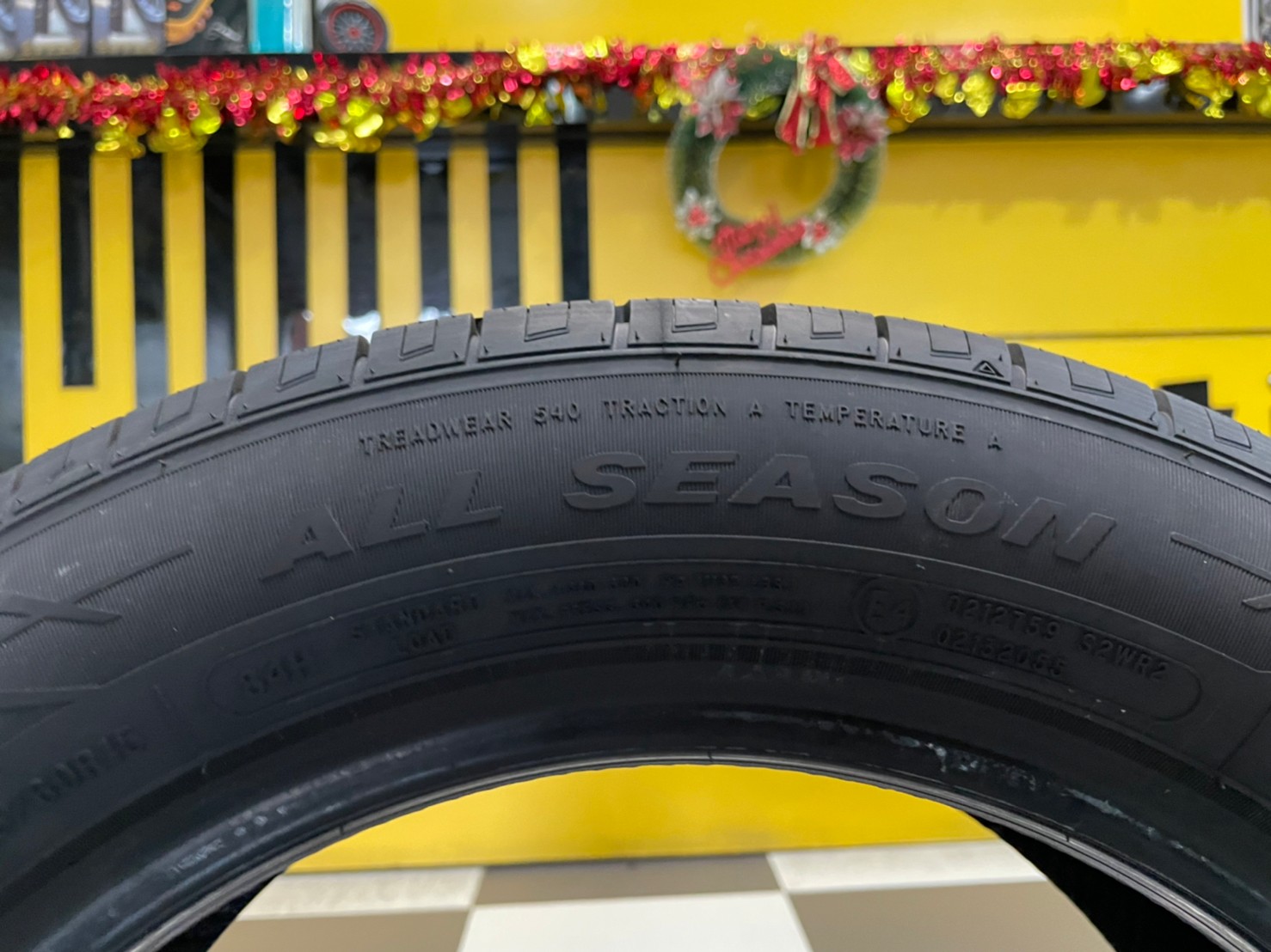 185/60R15 ยางใหม่AUSTONE SP602 ยางใหม่ปี2023