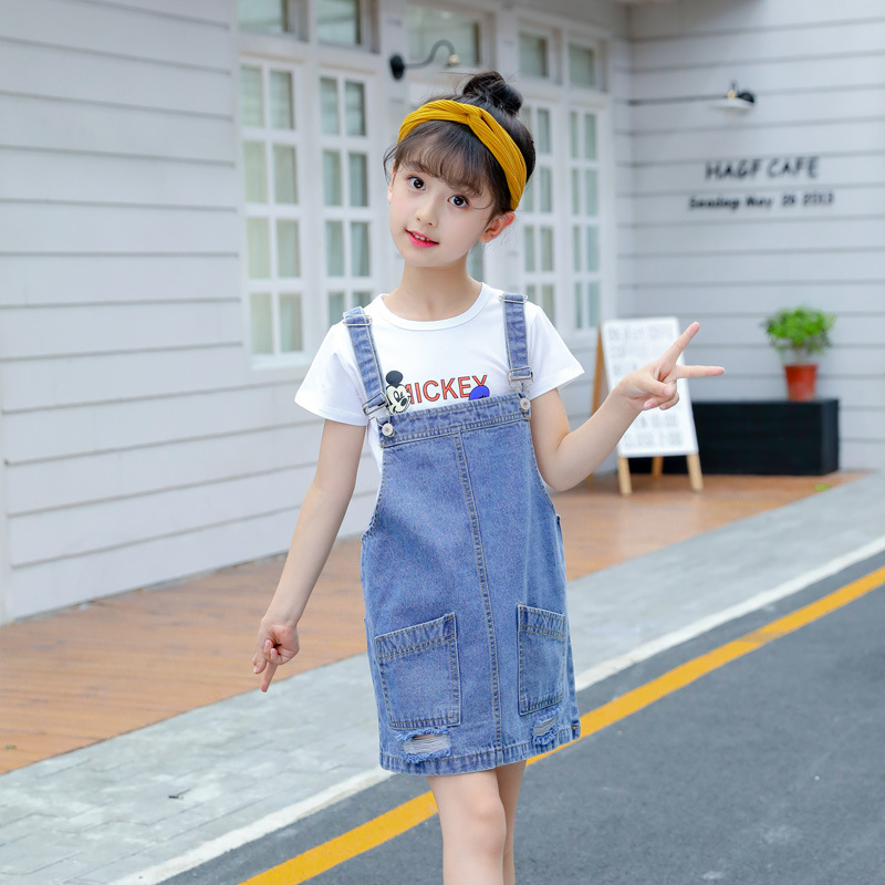เอี๊ยมยีนส์เด็ก kesorn shop รหัส011-09 ชุดเอี๊อมกระโปรงยีนส์เด็กผู้หญิงสไตล์เกาหลี สำหรับน้อง 2-8 ปีโดยประมาณ