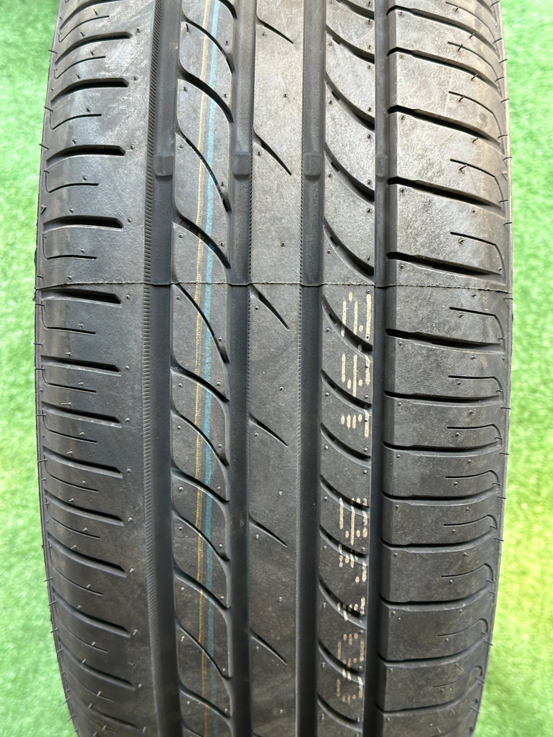 OTANI EK1000 195/55R15 ยางใหม่ปี2022 ราคาพิเศษพร้อมติดตั้งฟรี สามารถสอบถามเพิ่มเติมได้ค่ะ