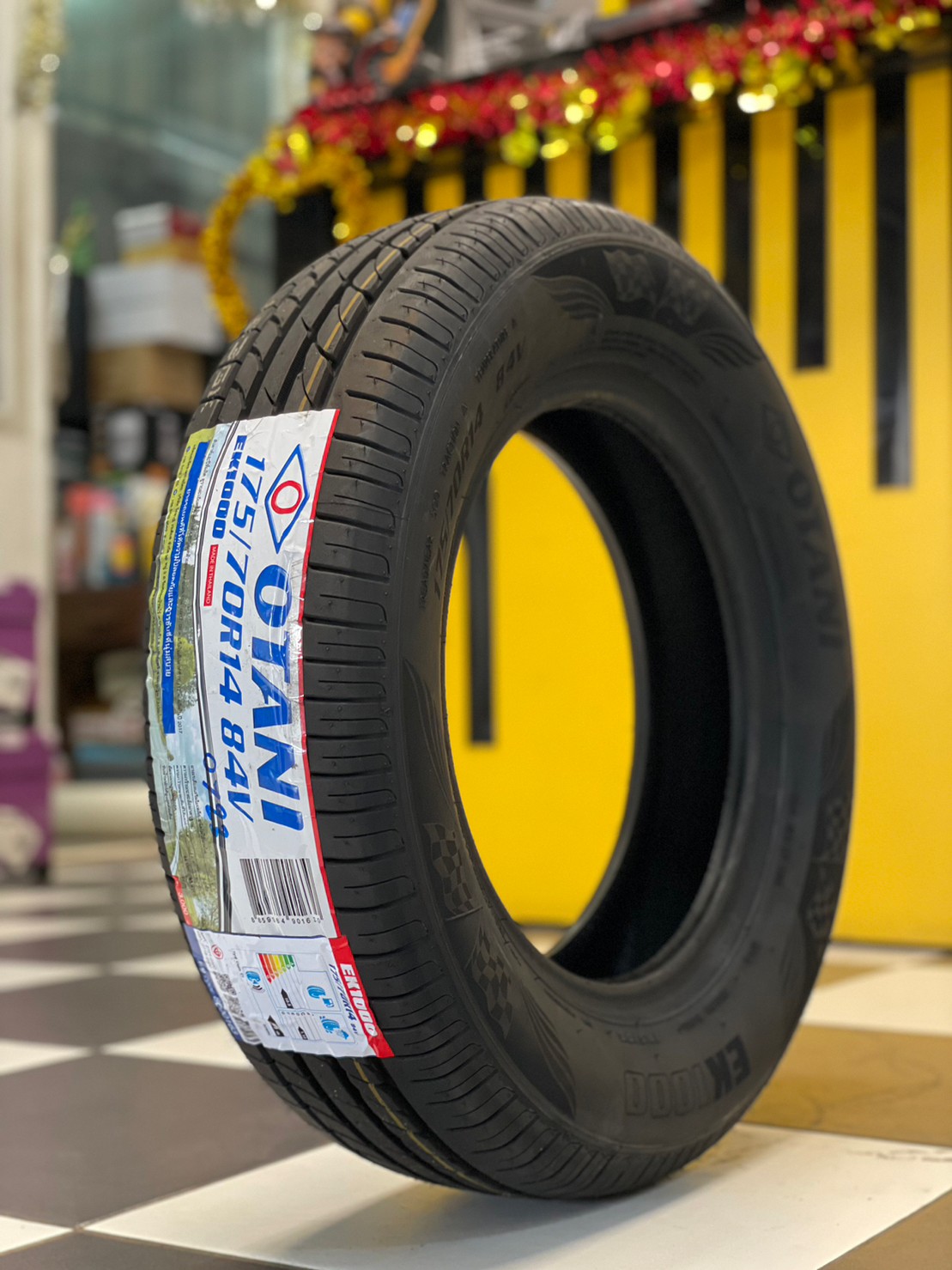 ยาง OTANI EK1000 ขนาด 175/70R14 ยางปี23 1เส้น ยางปี22 2เส้น (3เส้น) ราคา2700บาท พร้อมติดตั้งฟรี