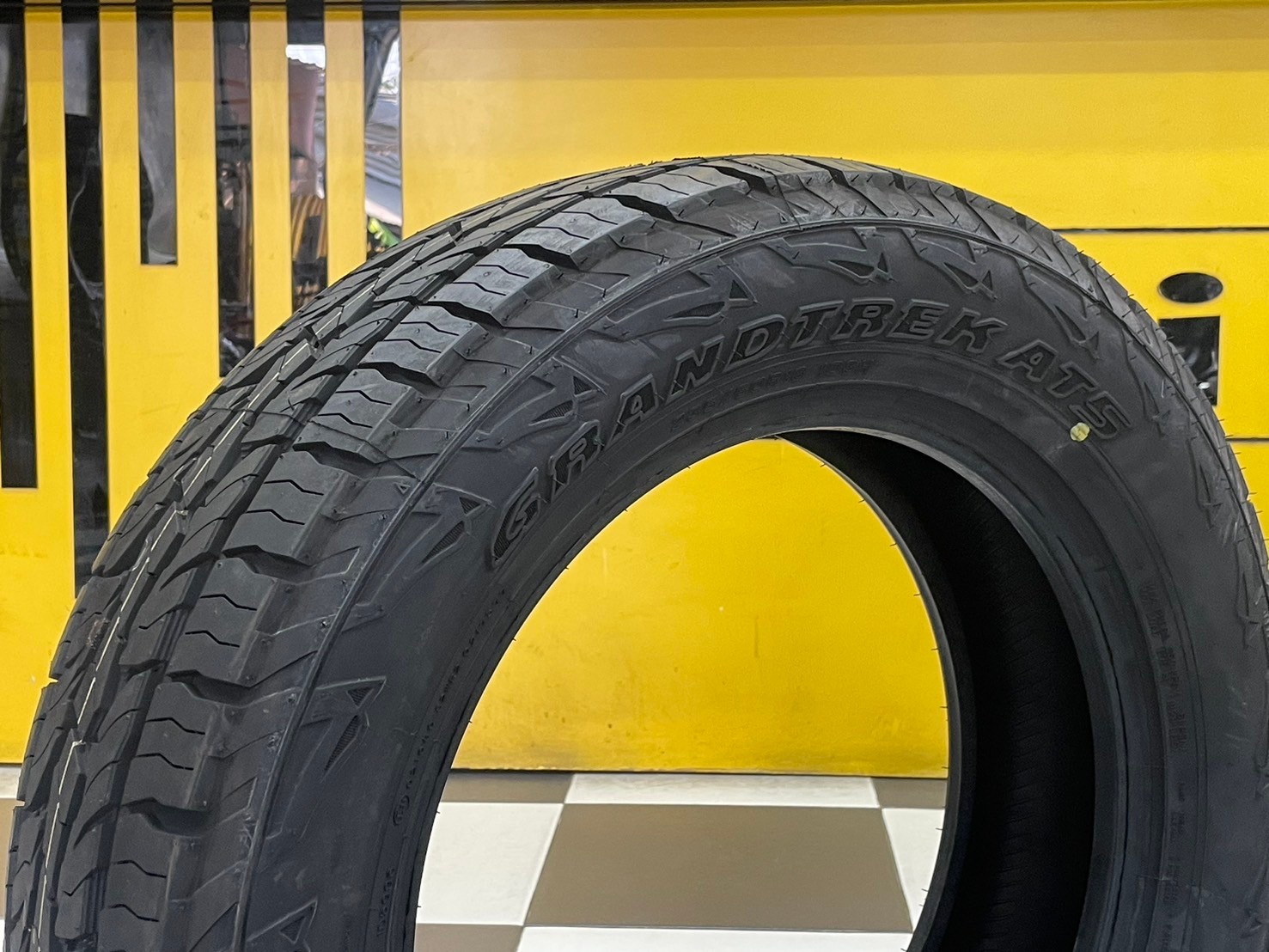 🔥ยางใหม่ดันลอป🔥 #DUNLOP GRANDTREK #AT5 235/60R18 ยางสัปดาห์2422 (4เส้น)