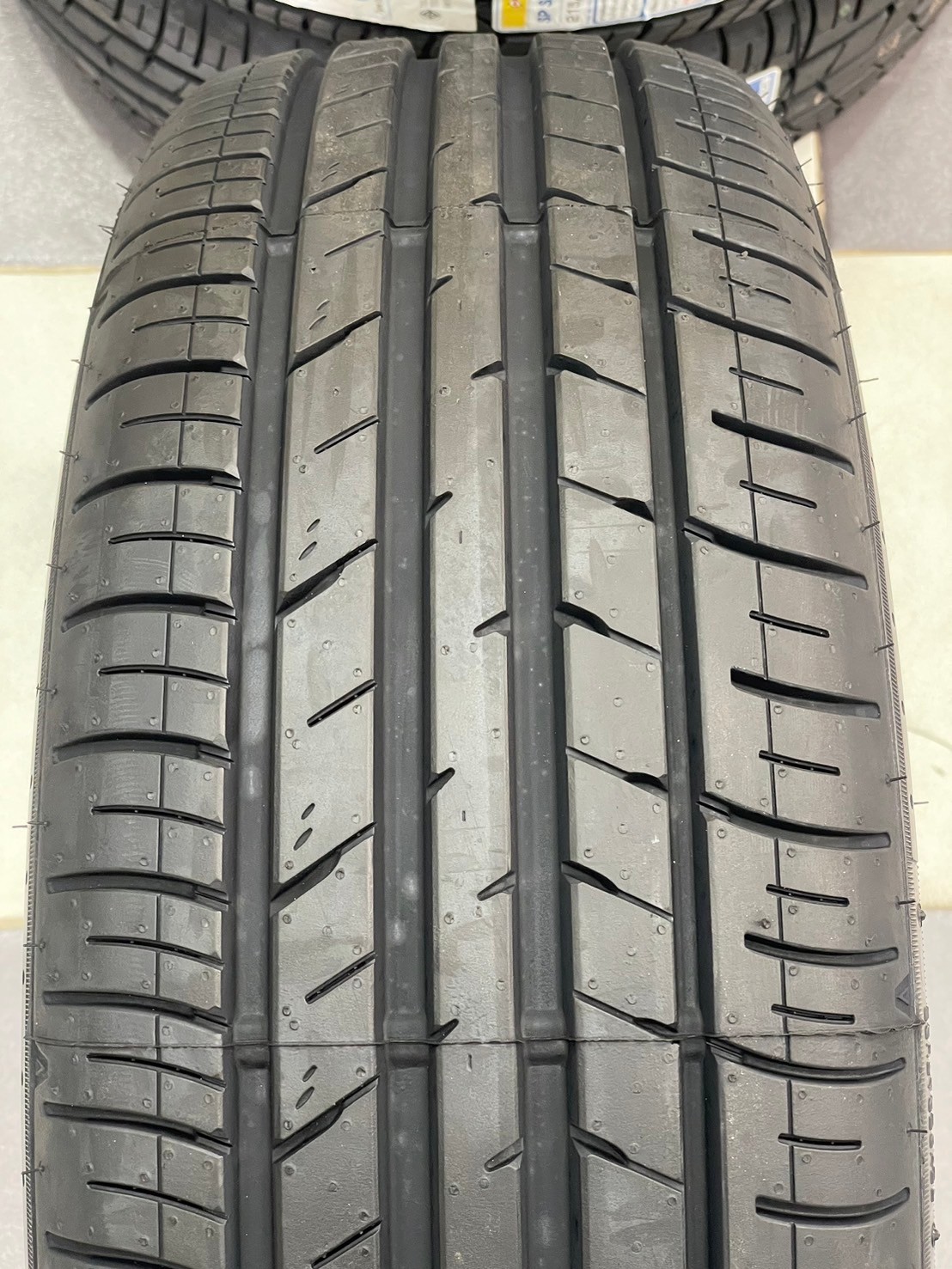 🔥ราคาโปรโมชั่น🔥🔥🔥 ยางใหม่ DUNLOP SP SPORT FM800 215/55R18 ยางใหม่ปี2024