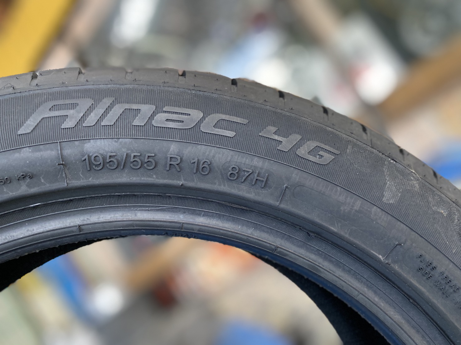 Apollo Alnac4G 195/55R16 ยางใหม่ปี2020 จัดส่งฟรีทั่วประเทศ พร้อมติดตั้งที่ร้านฟรี