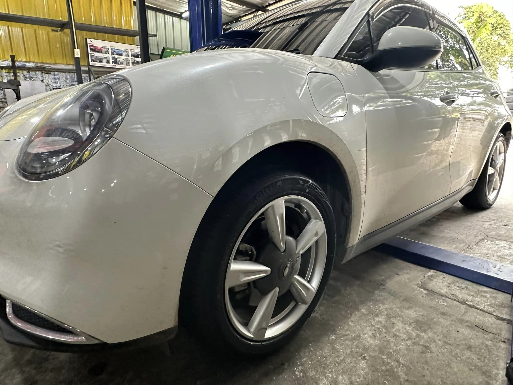 🚘 #ORA_Goodcat 🛞#Giti #Comfort225v1 215/50R18