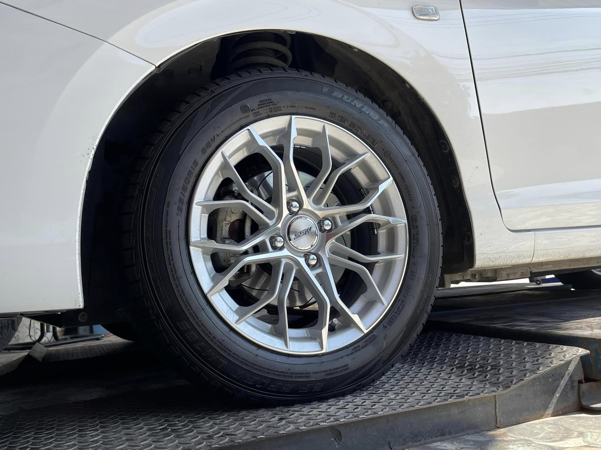 #SSW390 15x6.5 ET35 4x100 🛞 Stamford_SportWheel