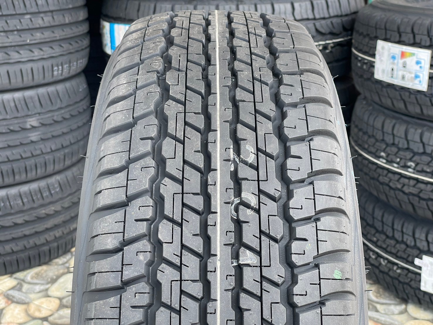 ยางใหม่DUNLOP GRANDTREK AT22 265/70R16 ยางปีผลิต2024