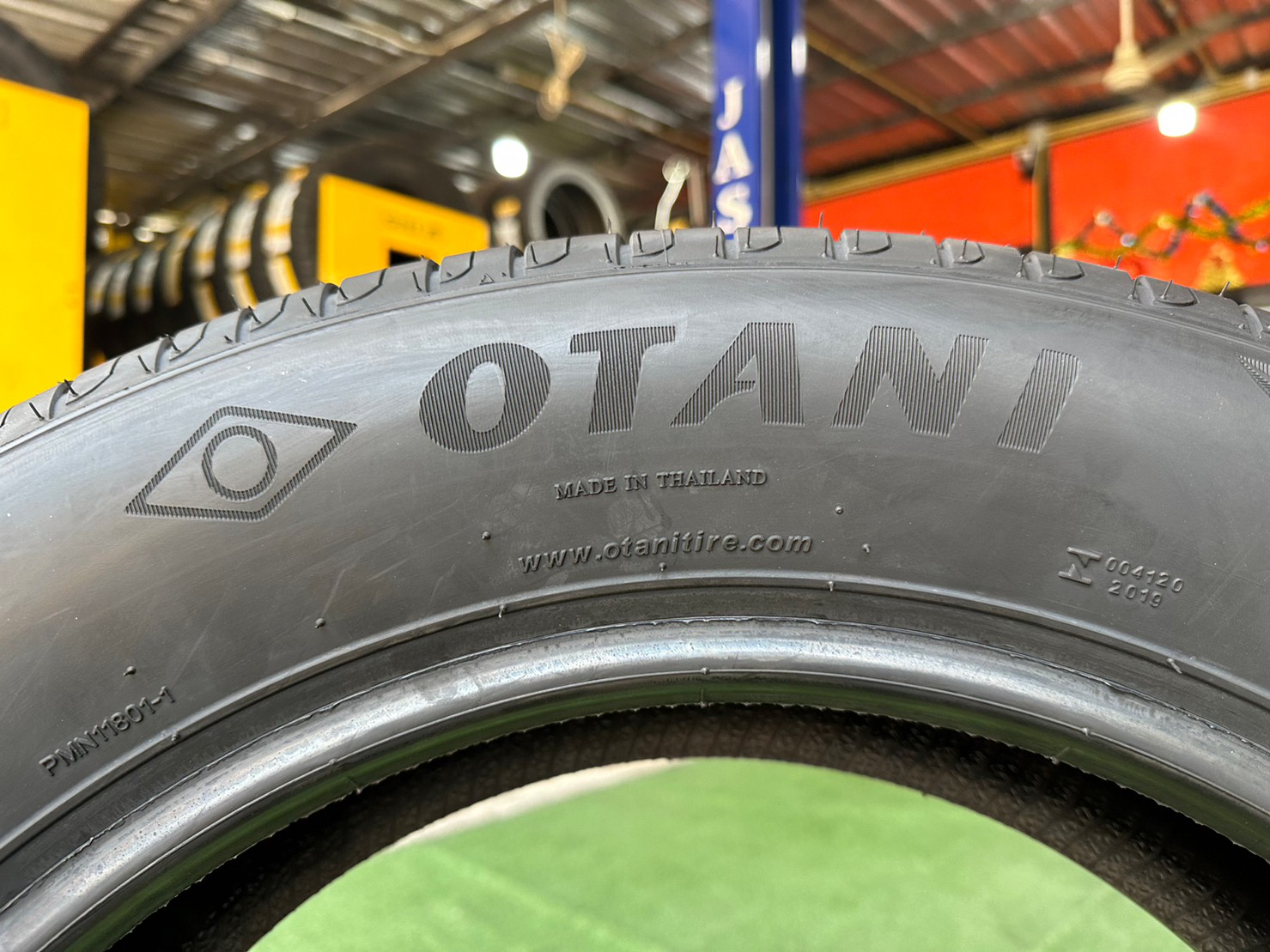 OTANI EK1000 225/60R18 ยางใหม่ปี2023 ราคาพิเศษพร้อมติดตั้งฟรี สามารถสอบถามเพิ่มเติมได้ค่ะ