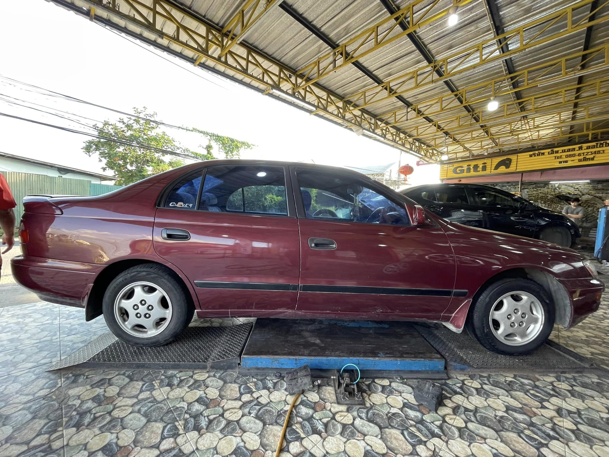 🚘 #TOYOTA_CORONA เปลี่ยนยาง #OTANI #EK2000 185/65R14