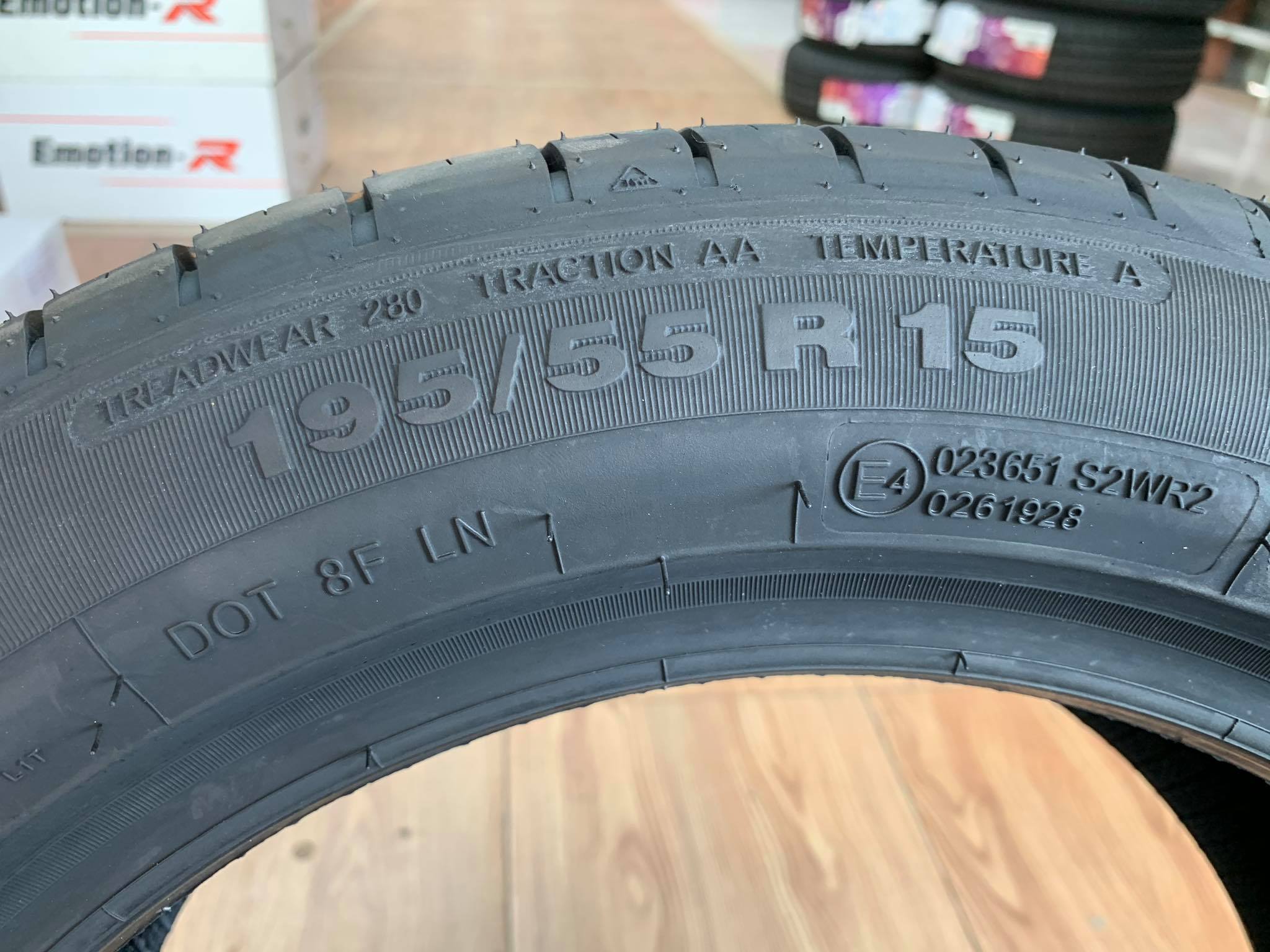 ยางใหม่ Apollo Alnac4G 195/55R15 ยางผลิตปี2020