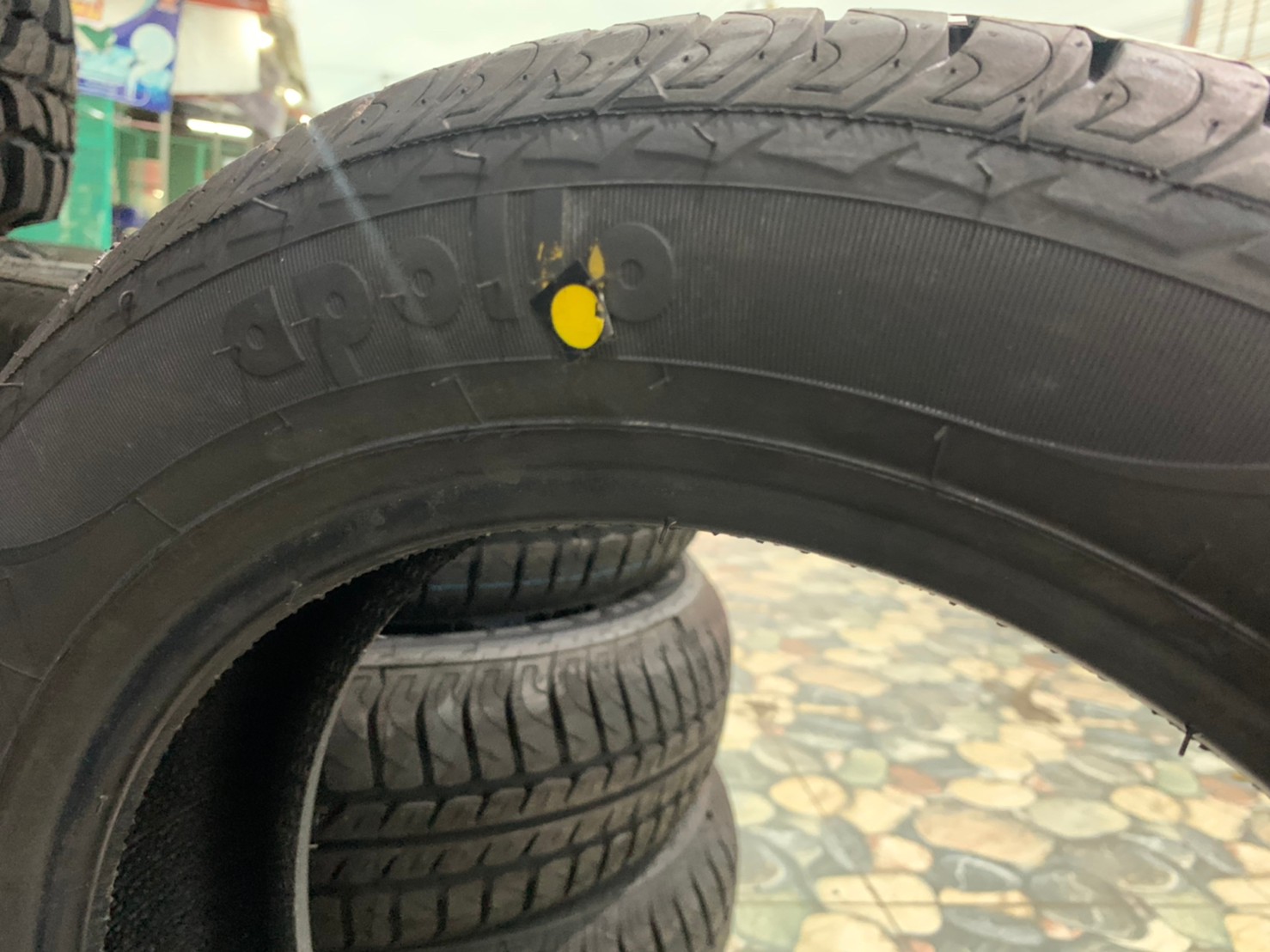 155/65R14 ยางใหม่ Apollo Amezer ยางปี2020 คุณภาพดี