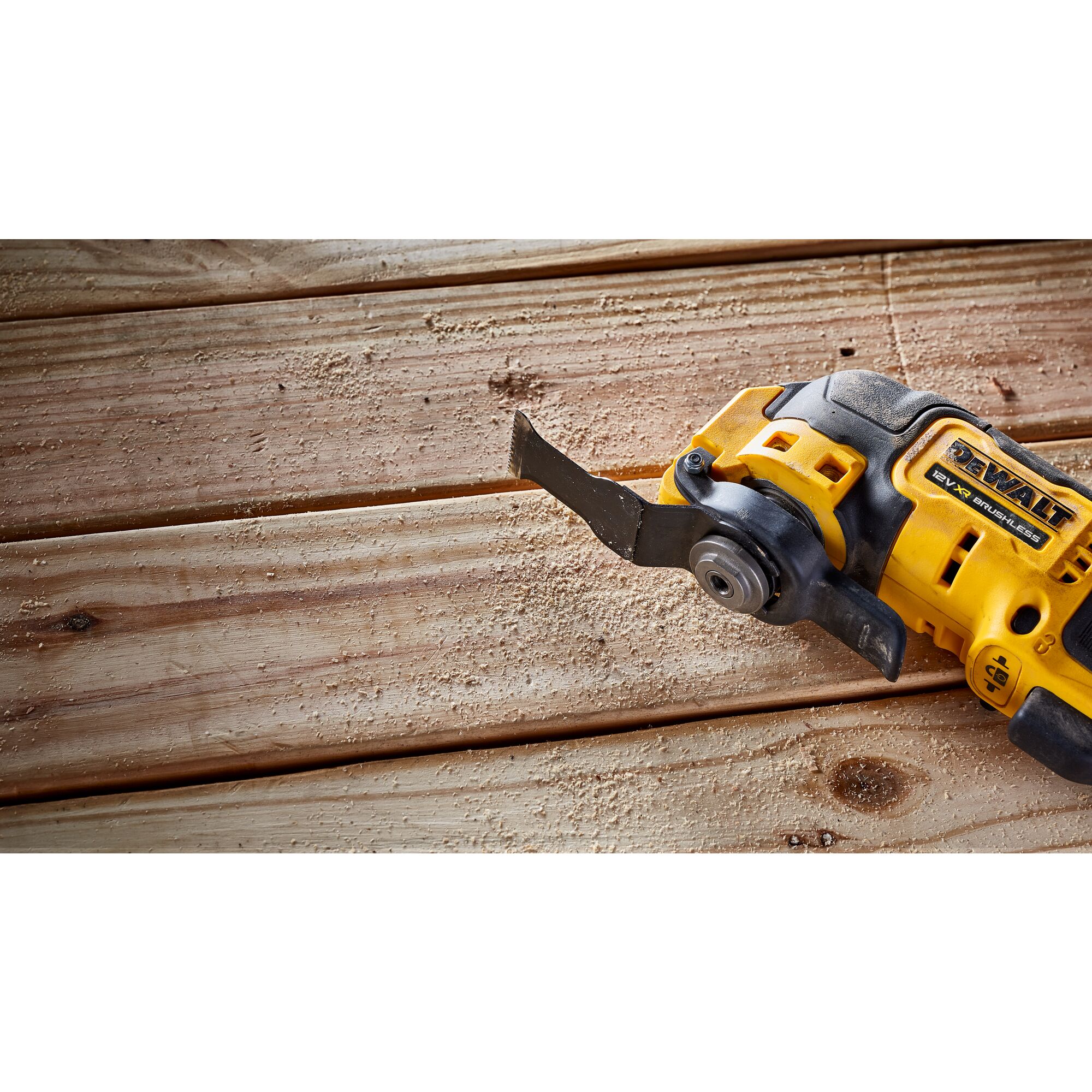 เครื่องมือ มัลติทูล 12V Max No.DCS353NT-XJ DEWALT พร้อมอุปกรณ์เสริม (เฉพาะตัวเครื่อง)
